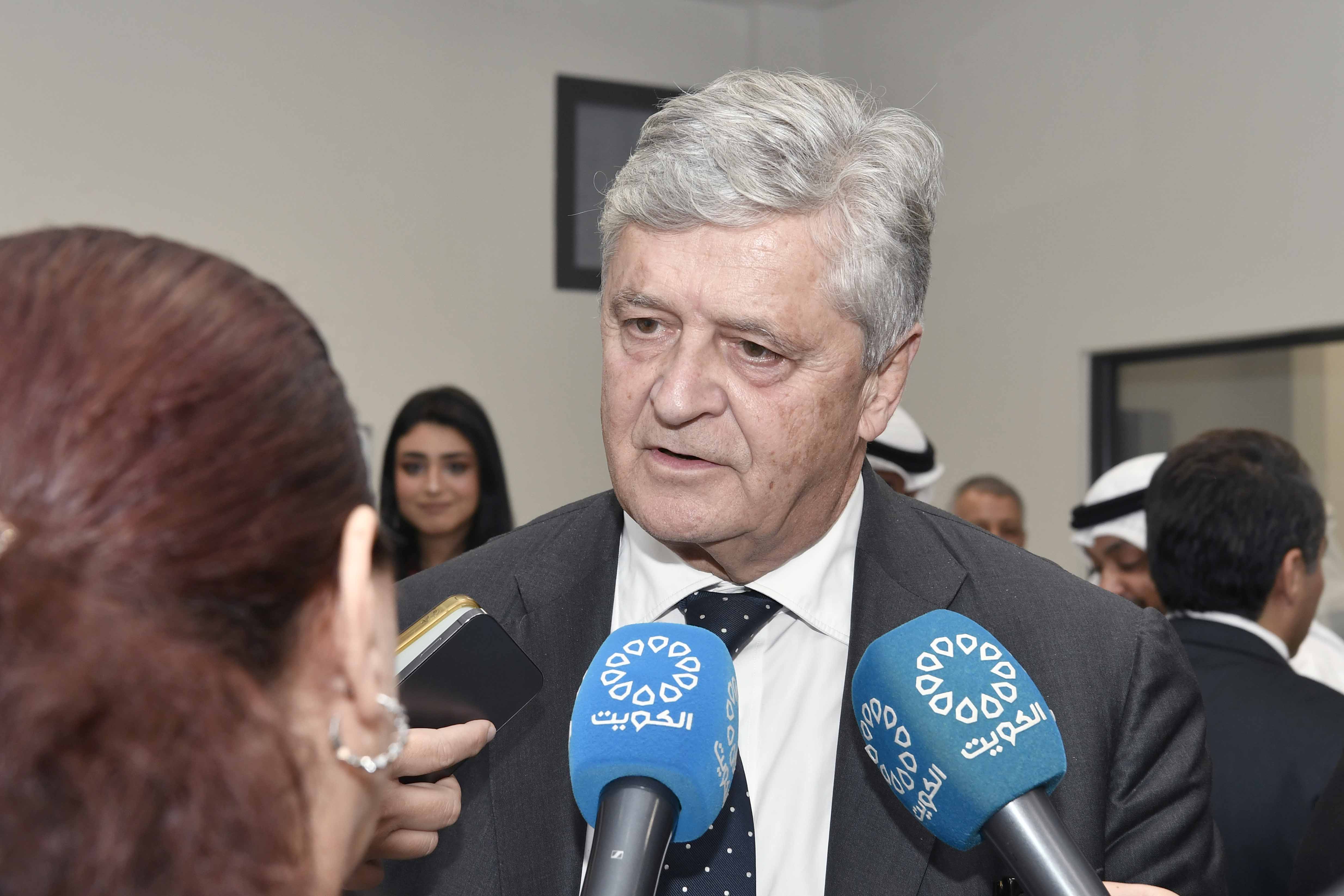 وزير الشؤون التجارية الخارجية الفرنسي: لقائي بوزير (الإعلام) الكويتي مهم للغاية                                                                                                                                                                           