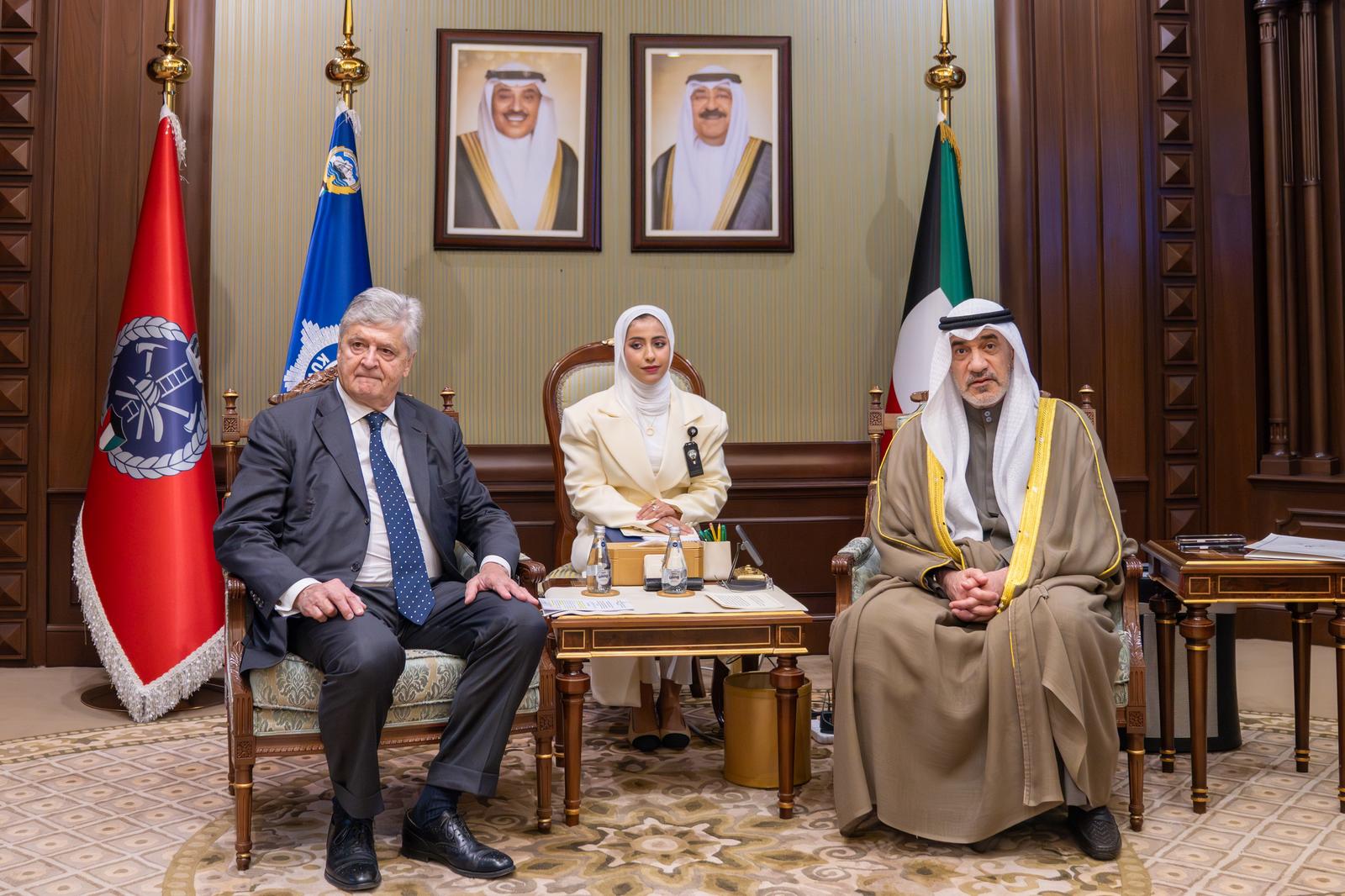 Kuwait's Acting Prime Minister meets French trade minister
