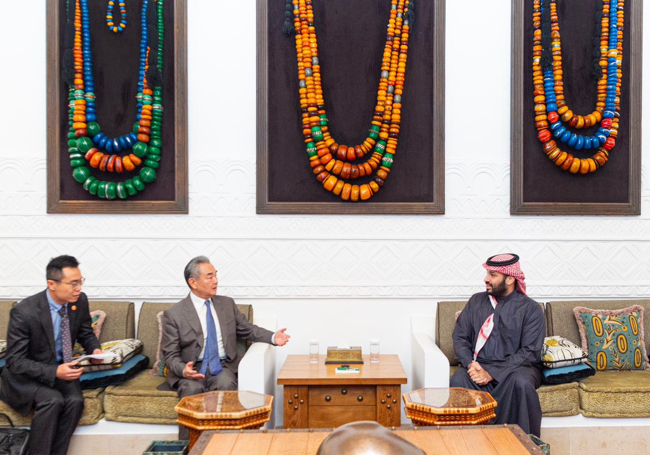 ولي العهد السعودي يبحث مع وزير الخارجية الصيني أوجه العلاقات الثنائية                                                                                                                                                                                     