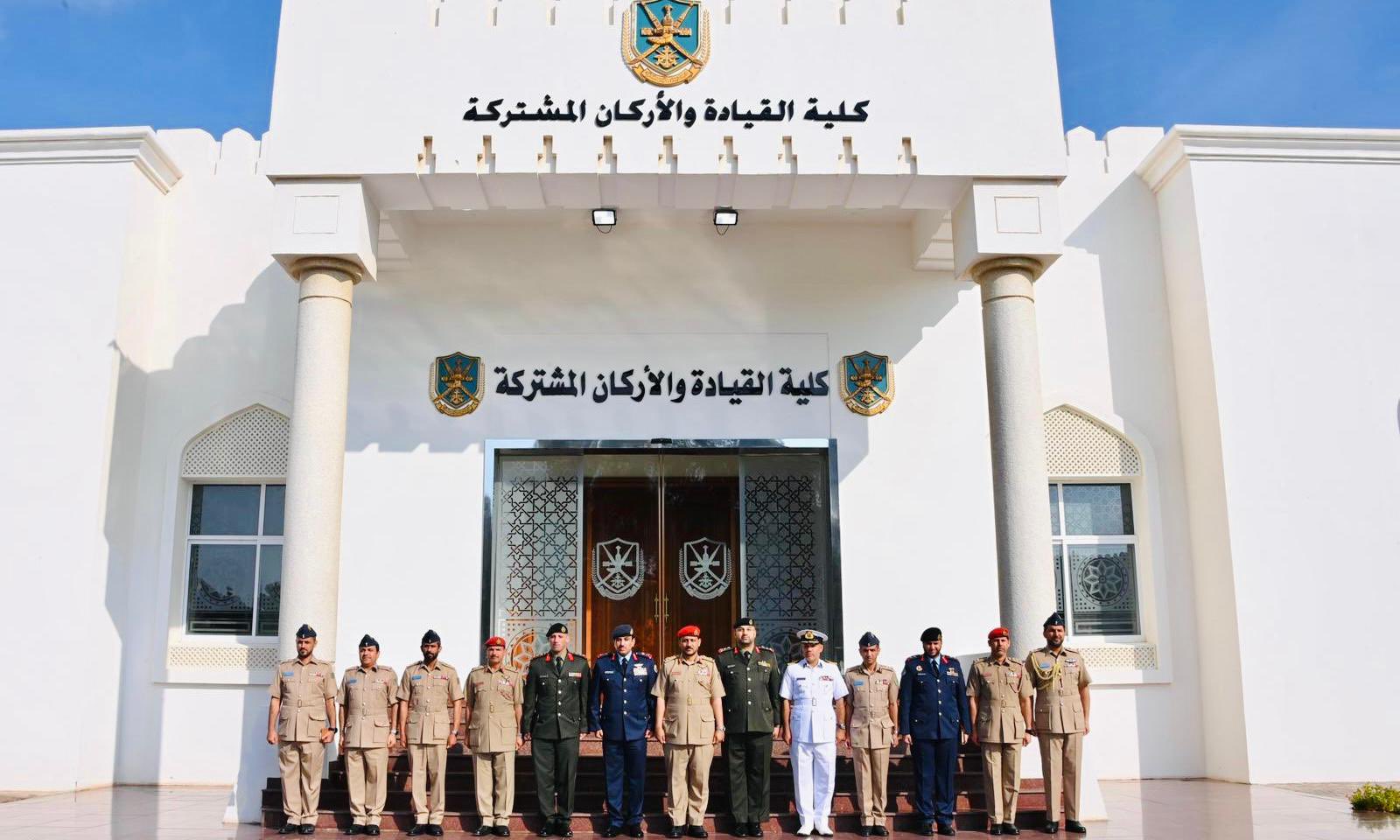 وفد كلية (مبارك العبدالله) يزور كلية القيادة والأركان العمانية لتعزيز التعاون الثنائي وتبادل الخبرات                                                                                                                                                      