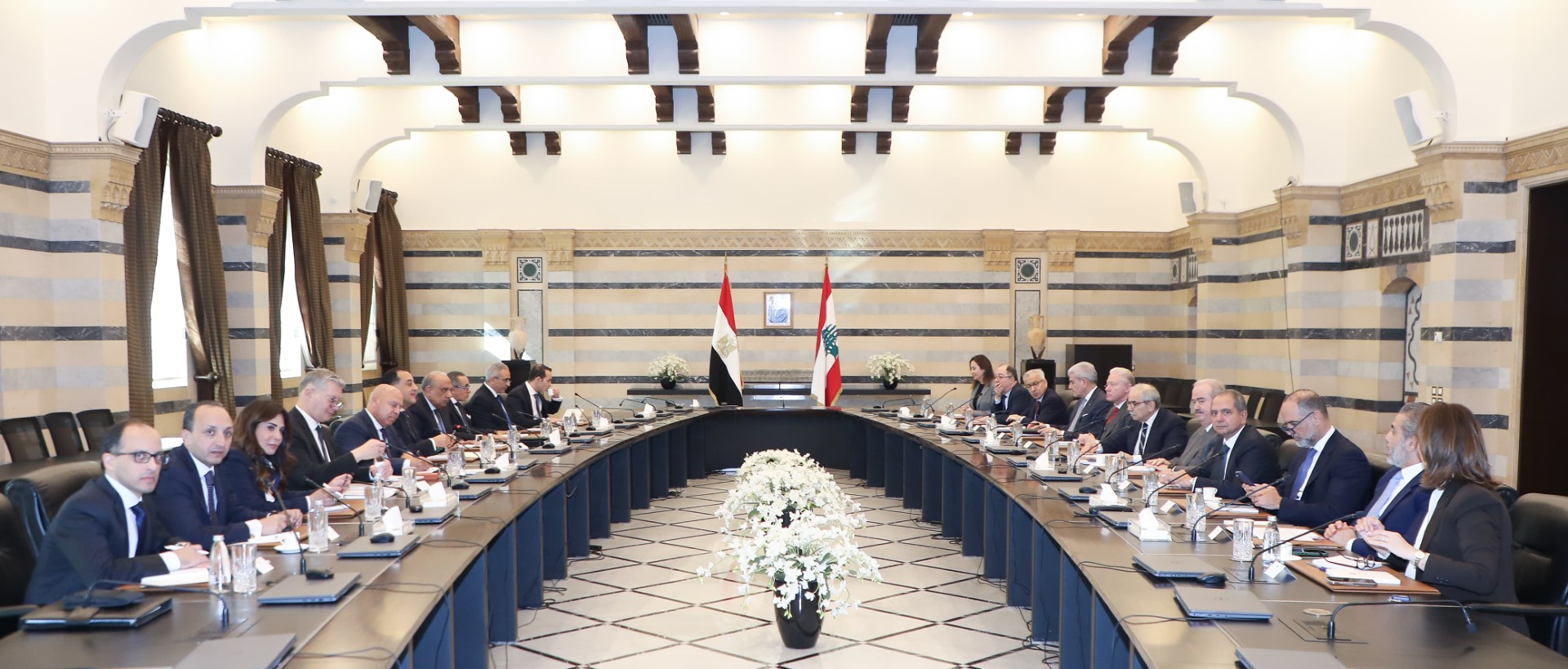 محادثات موسعة لبنانية - مصرية في مقر الحكومة اللبنانية