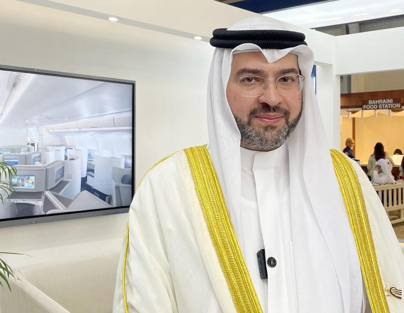 رئيس الهيئة العامة للطيران المدني الشيخ حمود مبارك الحمود الجابر الصباح