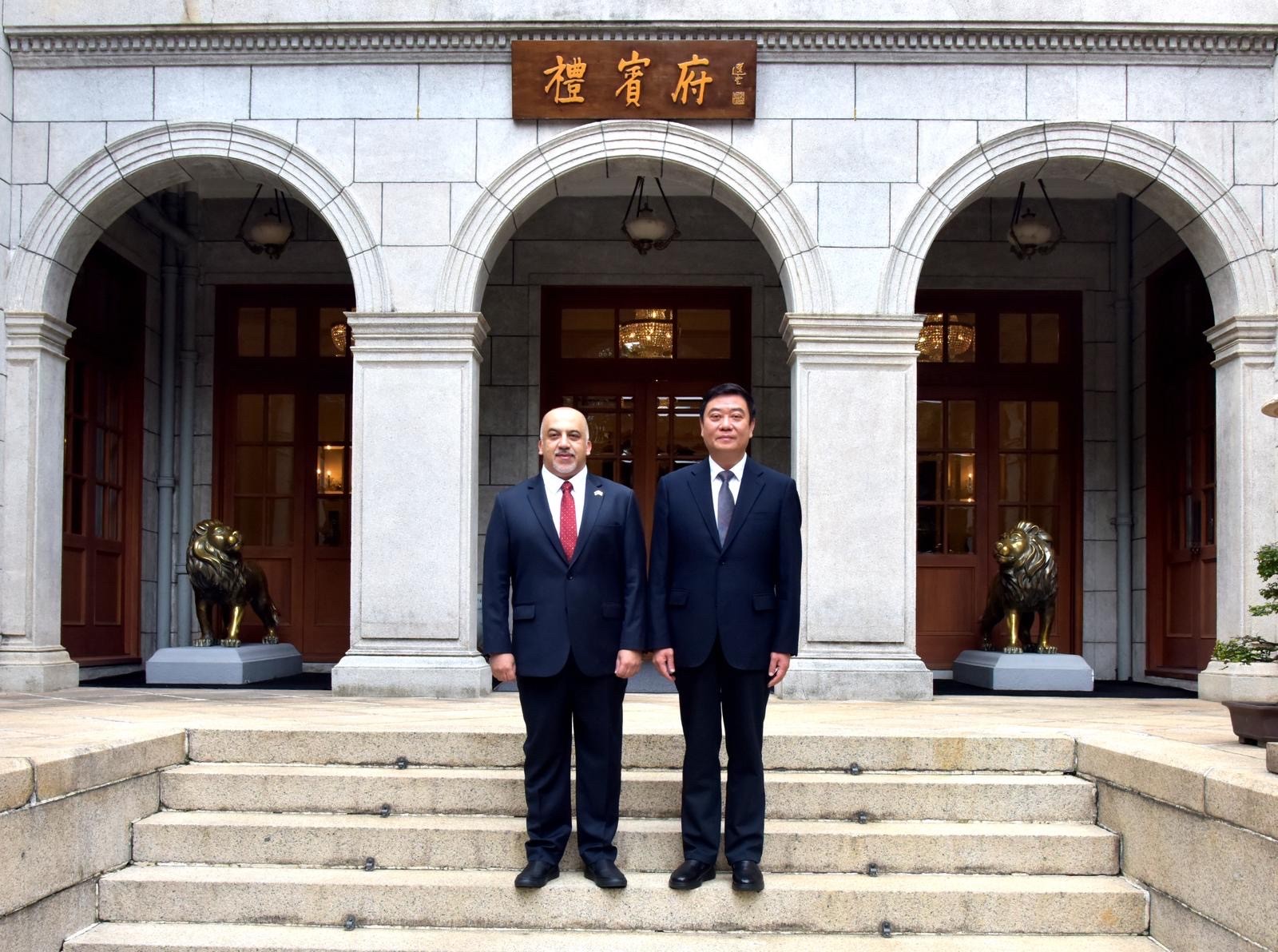the Consul General of the State of Kuwait in Guangzhou Abdullah Al-Turki and Director of the Foreign Ministry's Service Office in Guangdong Province Ma Wengfeng