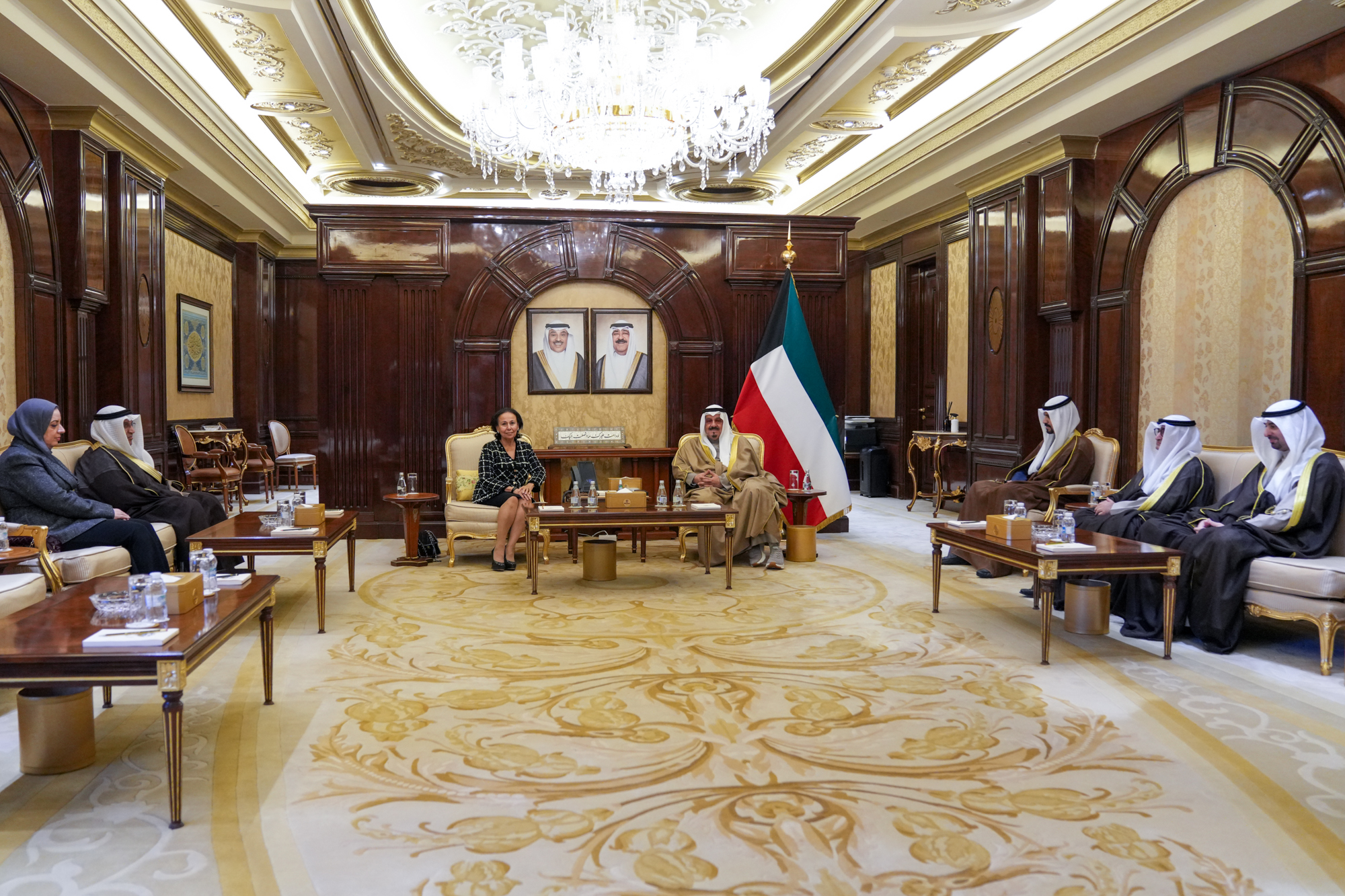 Kuwait PM receives KDIPA's 10th annual report for '24-'25