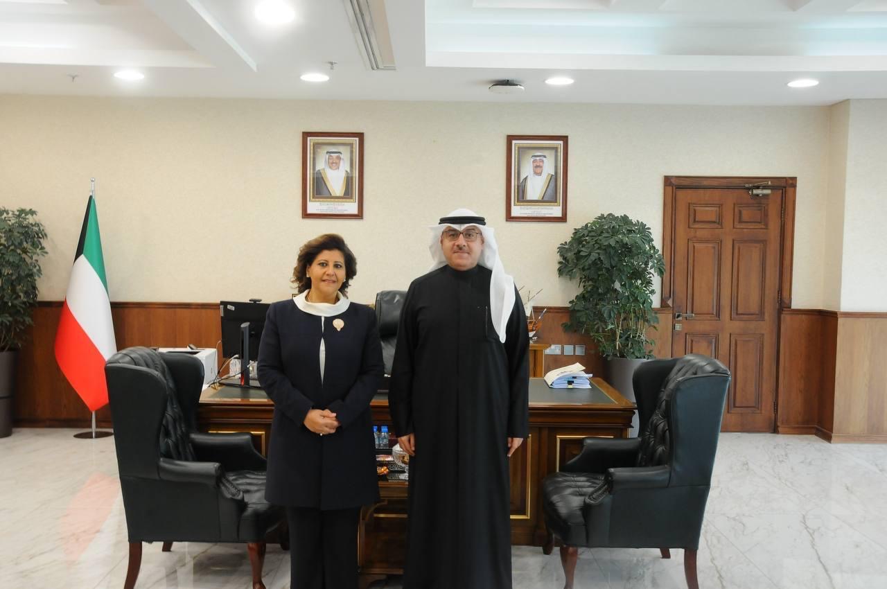 Cheikha Jawaher visitant le ministère des Affaires islamiques