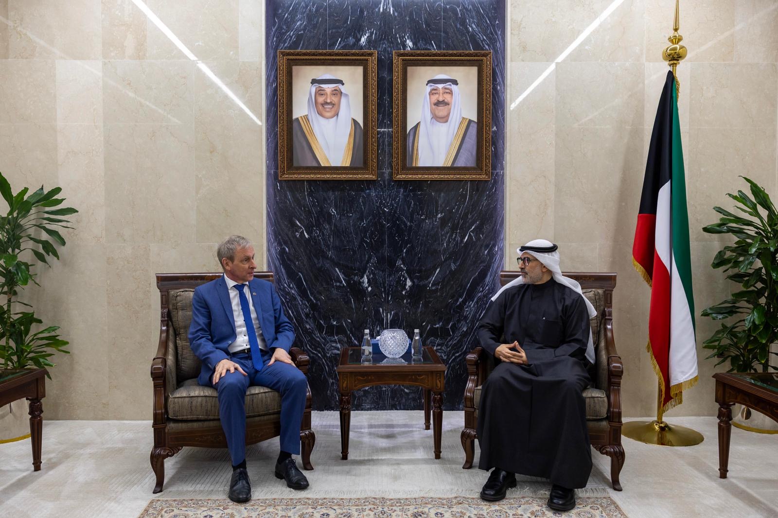 نائب وزير الخارجية السفير الشيخ جراح جابر الأحمد الصباح يستقبل سفير مملكة بلجيكا لدى دولة الكويت كريستيان دومز