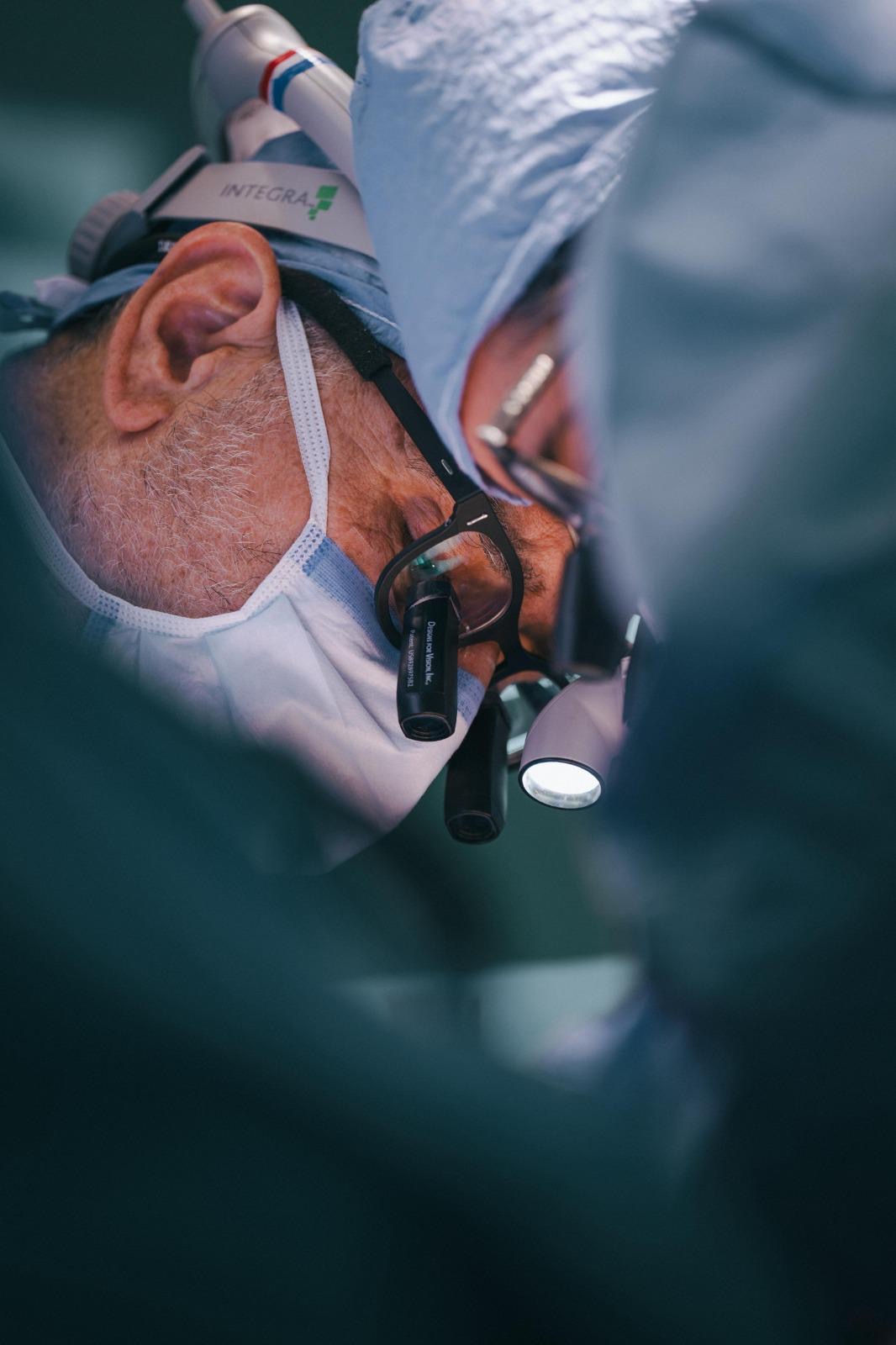 Kuwait's Ministry of Health (MoH) announces successful completion of two heart transplant surgeries at the Salman Al-Dabbous Cardiac Center