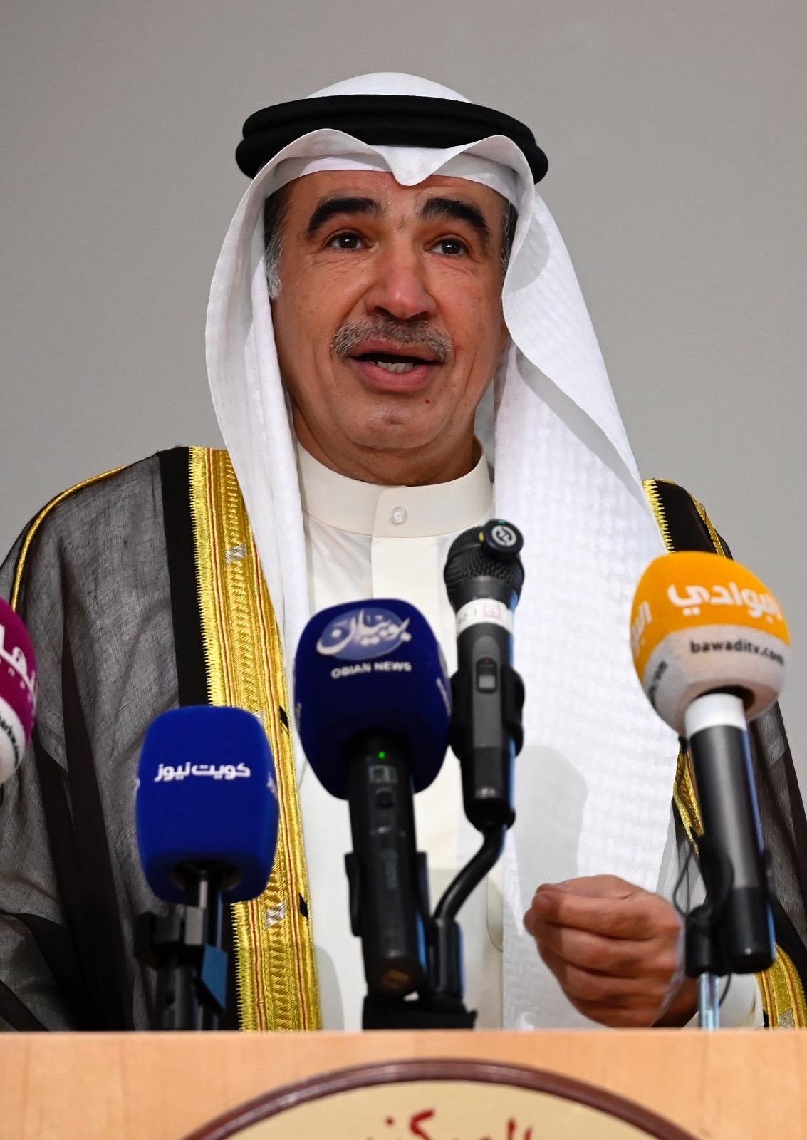 (البابطين الثقافية) تنظم ندوة عن تمكين اللغة العربية في عصر التحولات التكنولوجية                                                                                                                                                                          