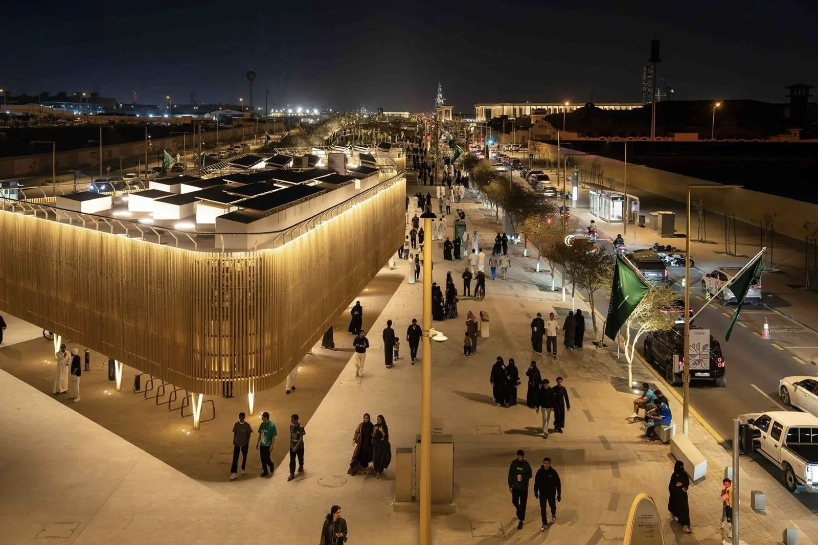 المسار الرياضي أحد أكبر المشاريع الحضرية التي تشهدها مدينة الرياض السعودية في تاريخها الحديث