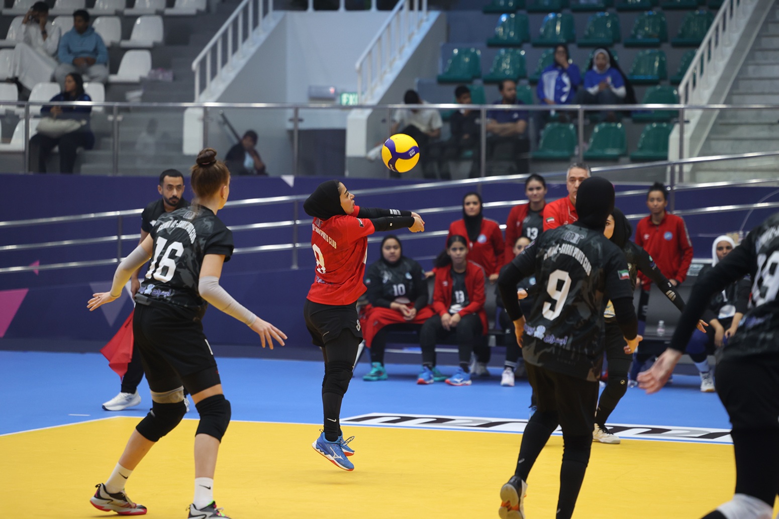 جانب من مباراة نادي سلوى الصباح الكويتي ونادي العربي القطري