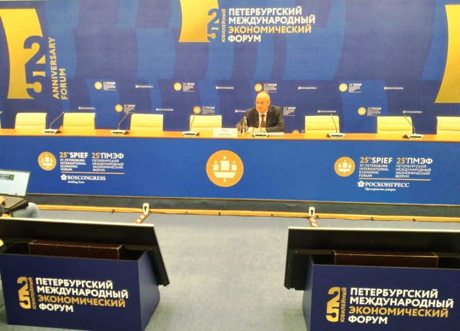 مستشار الرئيس الروسي والأمين التنفيذي للجنة المنظمة لمنتدى سان بطرسبورغ الاقتصادي الدولي أنطون كوبياكوف