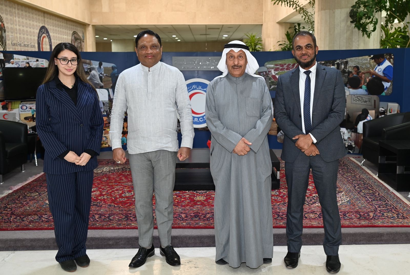 Sri Lankan Ambassador Lakshitha Ratnayake with KRCS Chairman Khaled Al-Maqamis