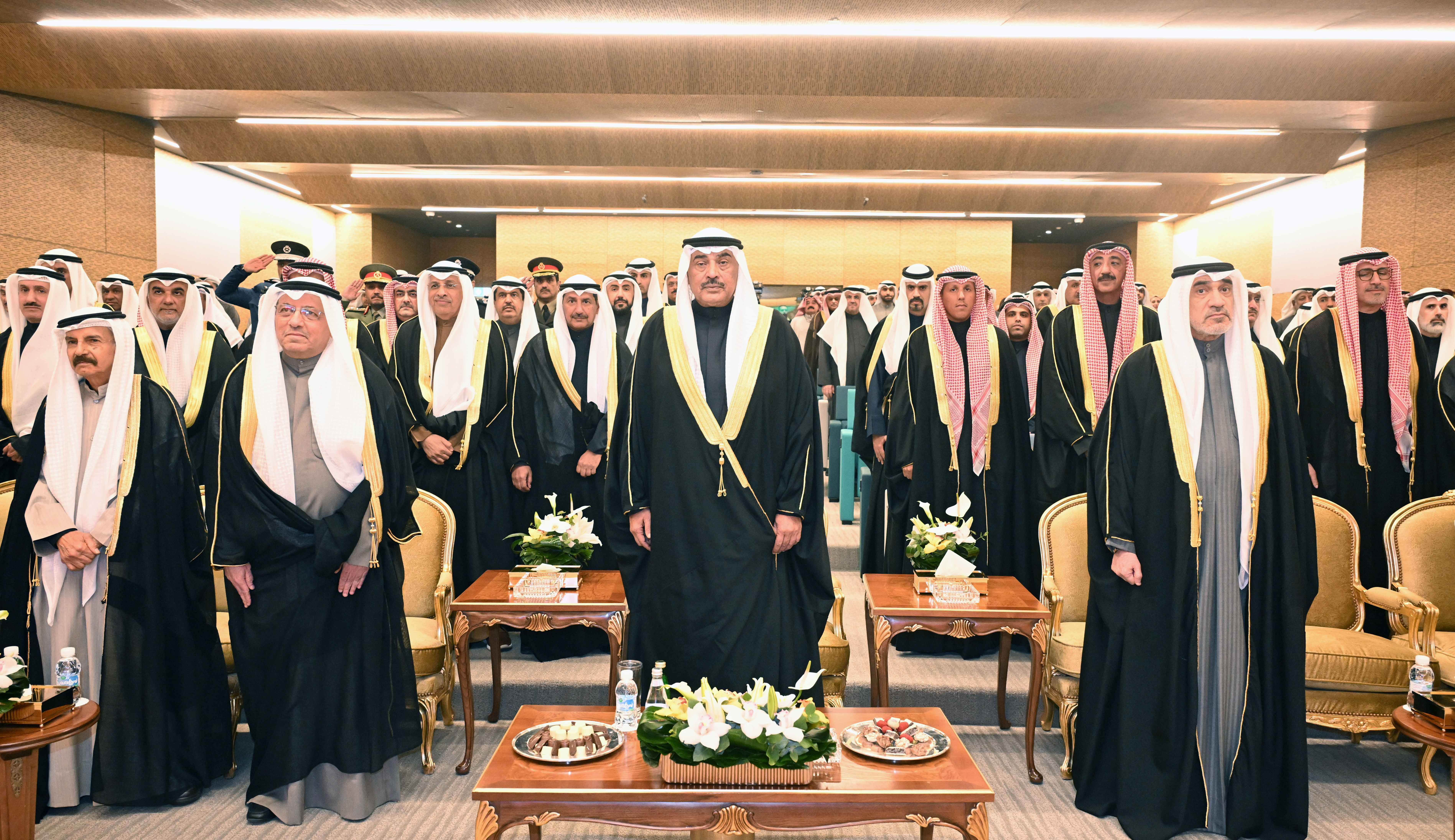 ممثل حضرة صاحب السمو أمير البلاد الشيخ مشعل الأحمد الجابر الصباح سمو ولي العهد الشيخ صباح خالد الحمد الصباح خلال حضوره حفل افتتاح مبنى قصر العدل الجديد