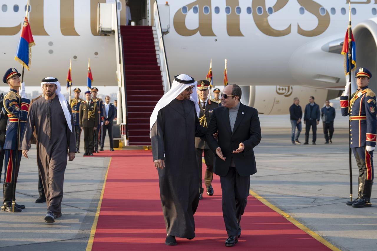 Egypt, UAE leaders discuss closer coop.
