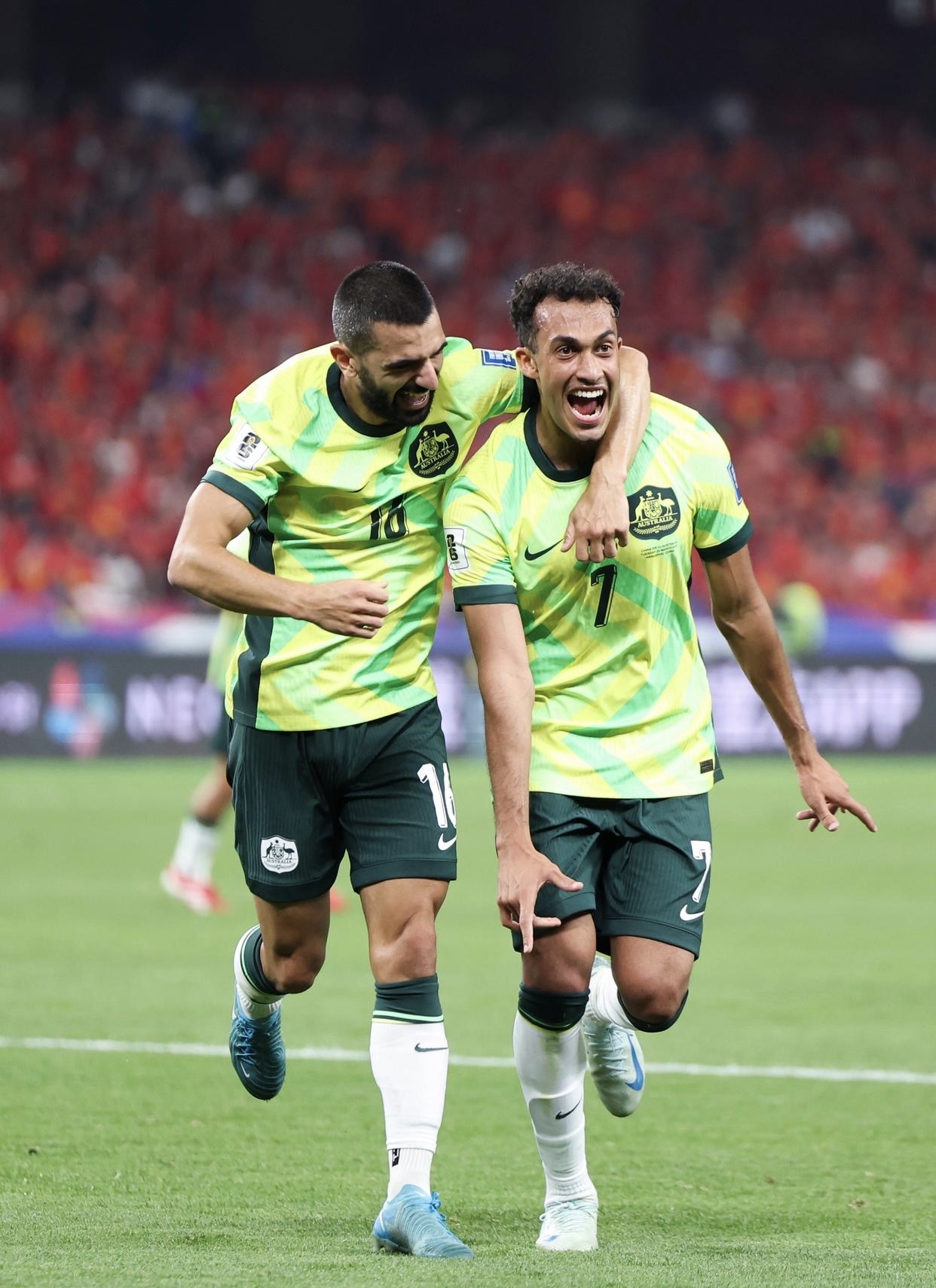 فوز المنتخب الأسترالي على نظيره الصيني بالتصفيات الآسيوية المؤهلة لكأس العالم 2026                                                                                                                                                                        