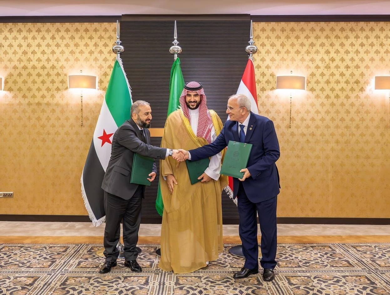 Syrian Minister of Defense Murhaf Abu Qasra, and Lebanese counterpart Michel Menassa