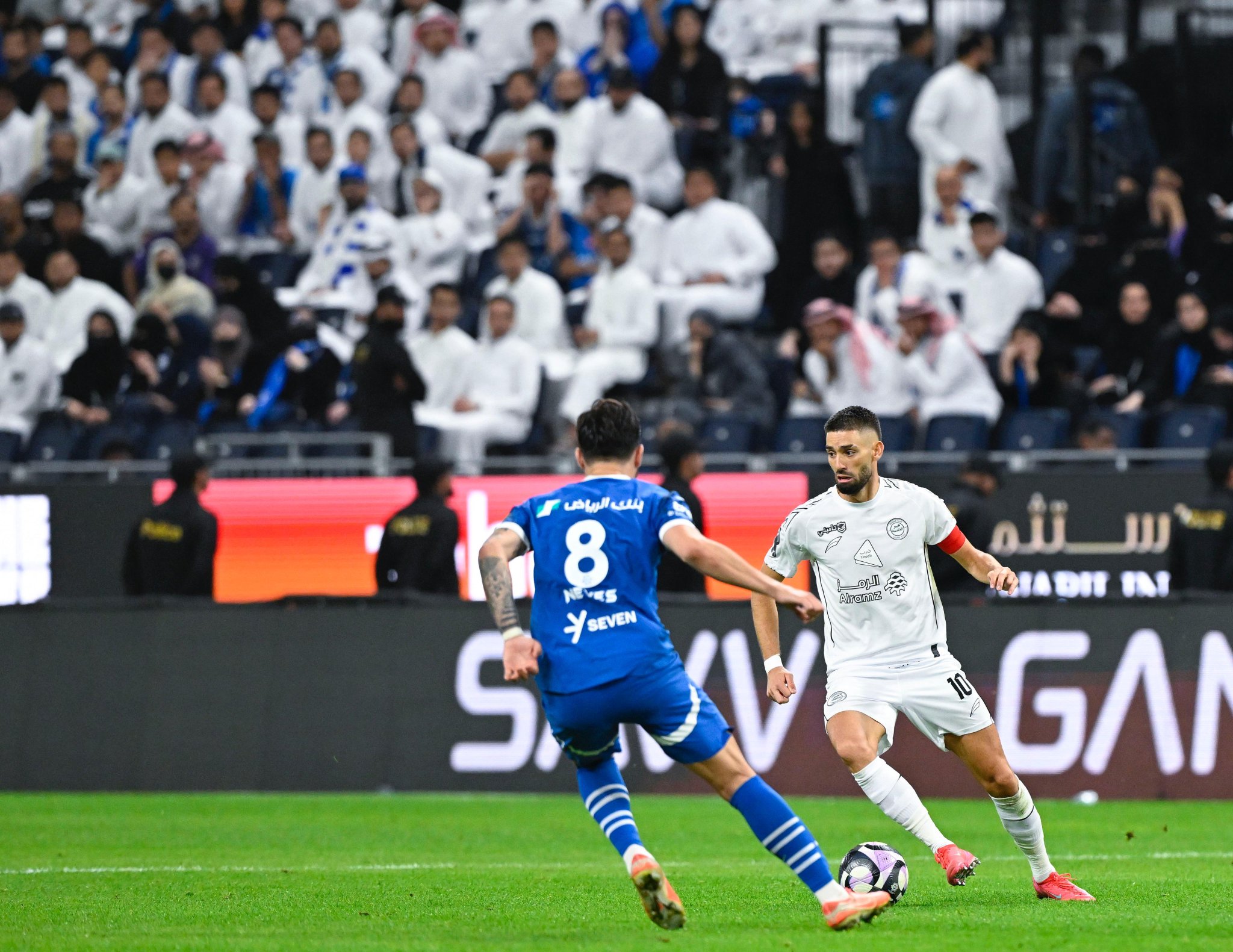 مواجهة الهلال والشباب ضمن منافسات الجولة ال 29 من دوري روشن السعودي للمحترفين