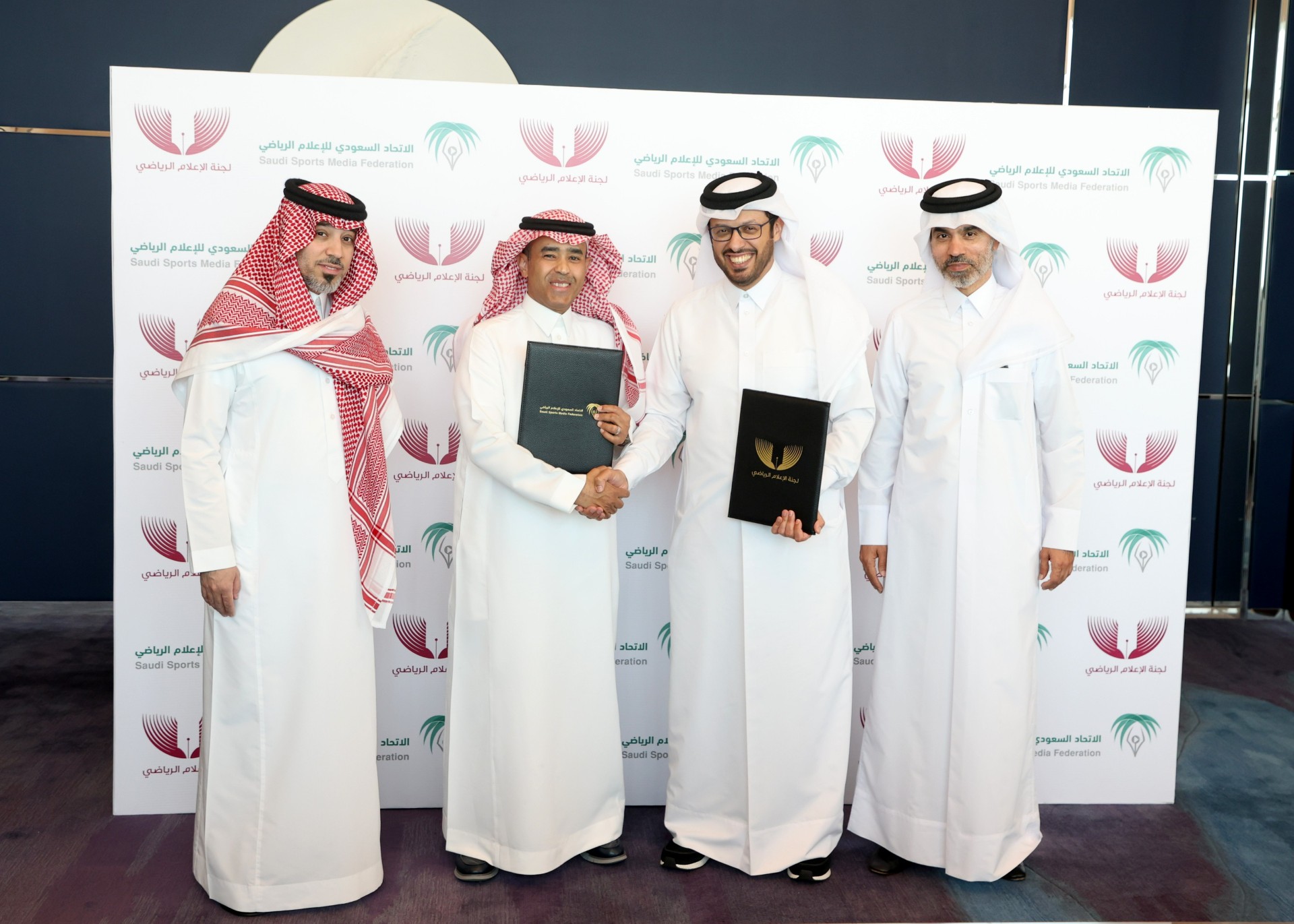 جانب من توقيع مذكرة التفاهم