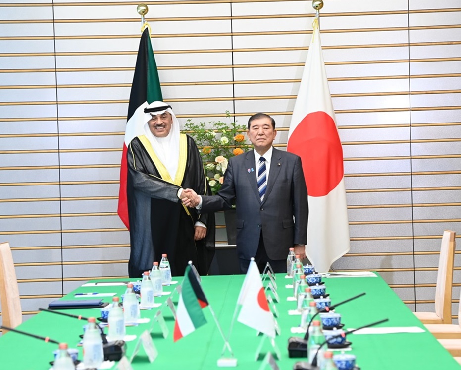 سمو ولي العهد الشيخ صباح خالد الحمد الصباح مع رئيس وزراء اليابان شيغيرو إيشيبا