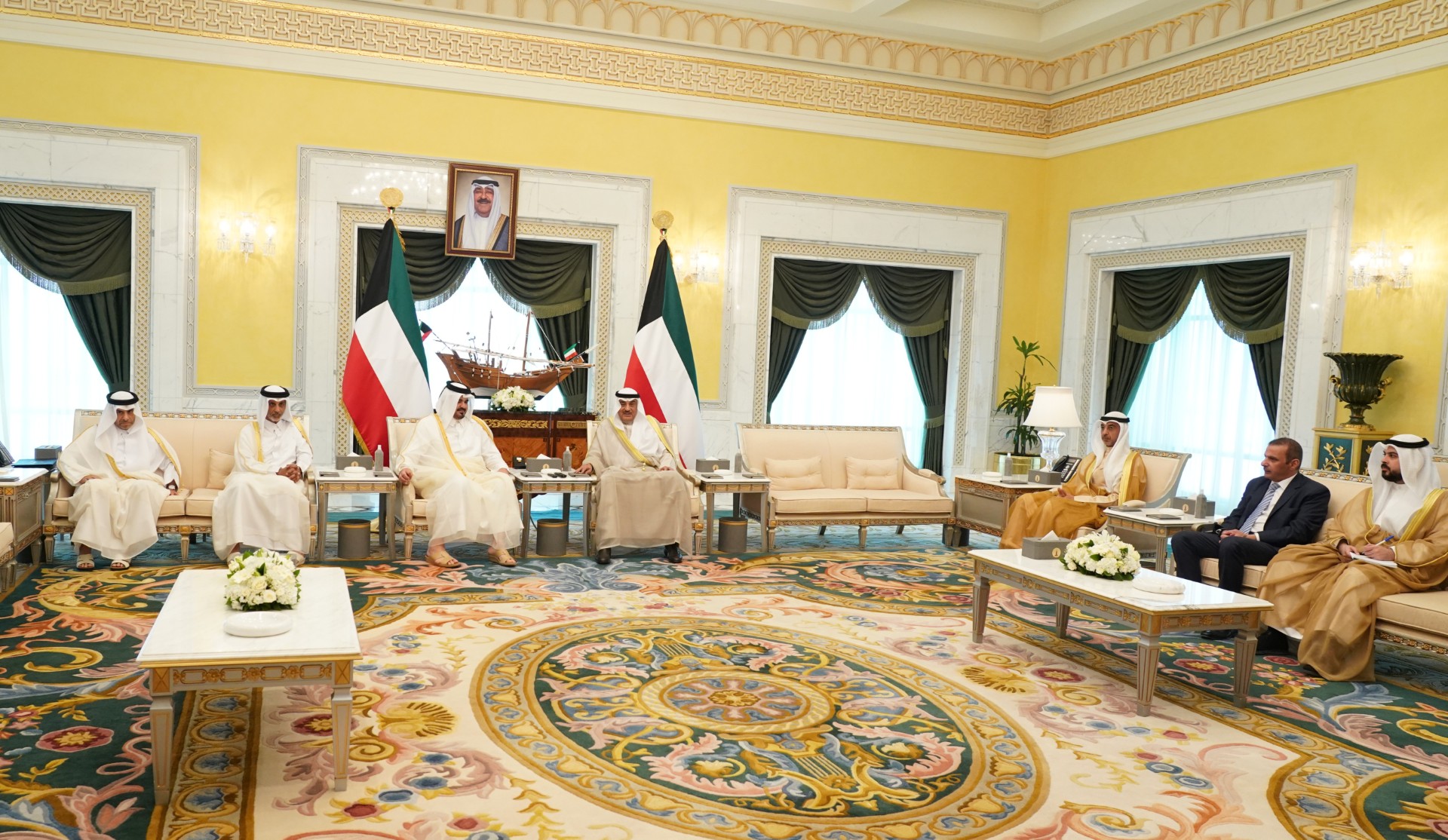 His Highness the Crown Prince Sheikh Sabah Khaled Al-Hamad Al-Sabah received Qatari President of the Olympic Committee Sheikh Joaan bin Hamad Al-Thani