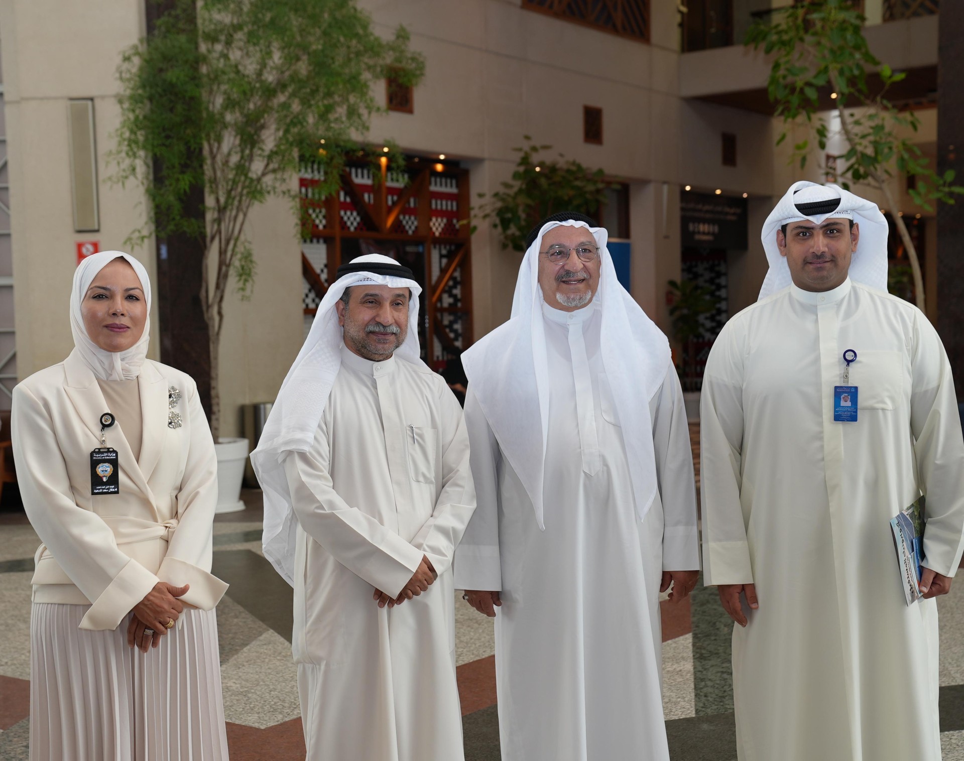 المركز العلمي ووزارة التربية ينظمان مؤتمرا تربويا بعنوان "ابتكارات ورؤى جديدة في علم الأحياء"