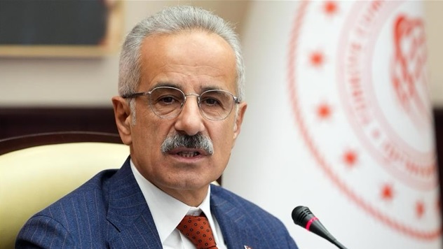 وزير النقل والبنية التحتية التركي عبد القادر أورال أوغلو