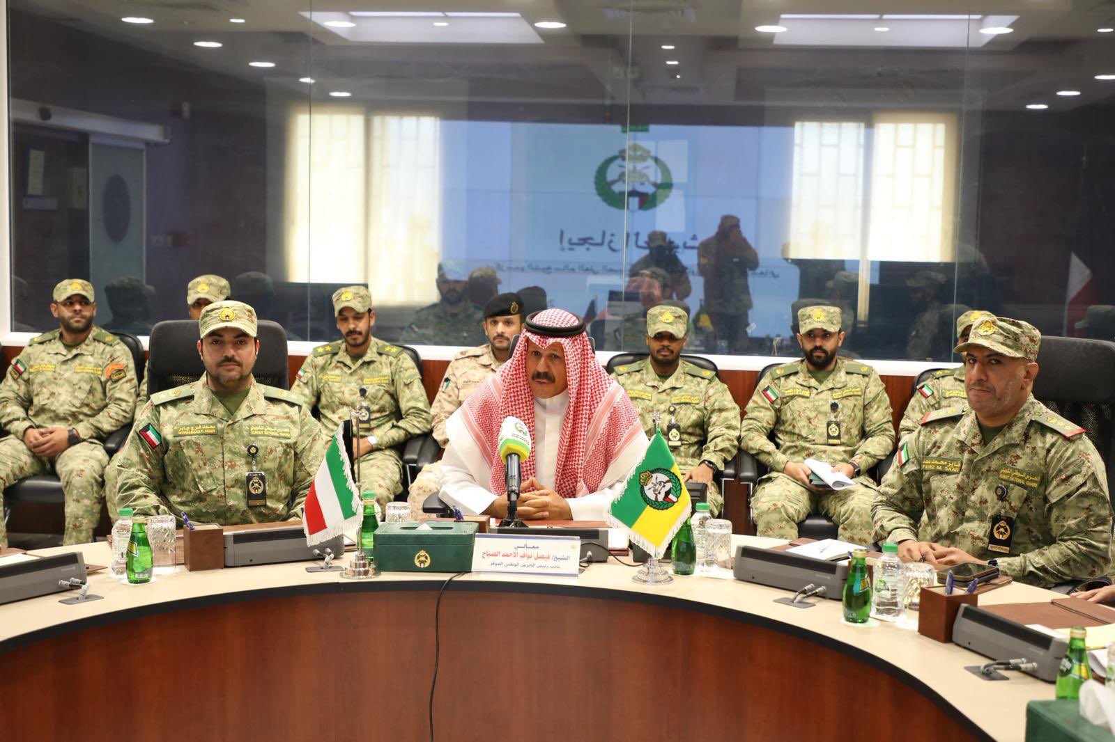 نائب رئيس الحرس الوطني يزور مركز سمو الشيخ سالم العلي للدفاع الكيماوي