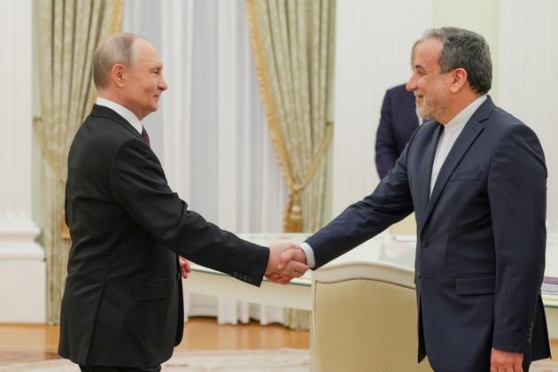 President Vladimir Putin and visiting Iranian Foreign Minister Abbas Araghchi