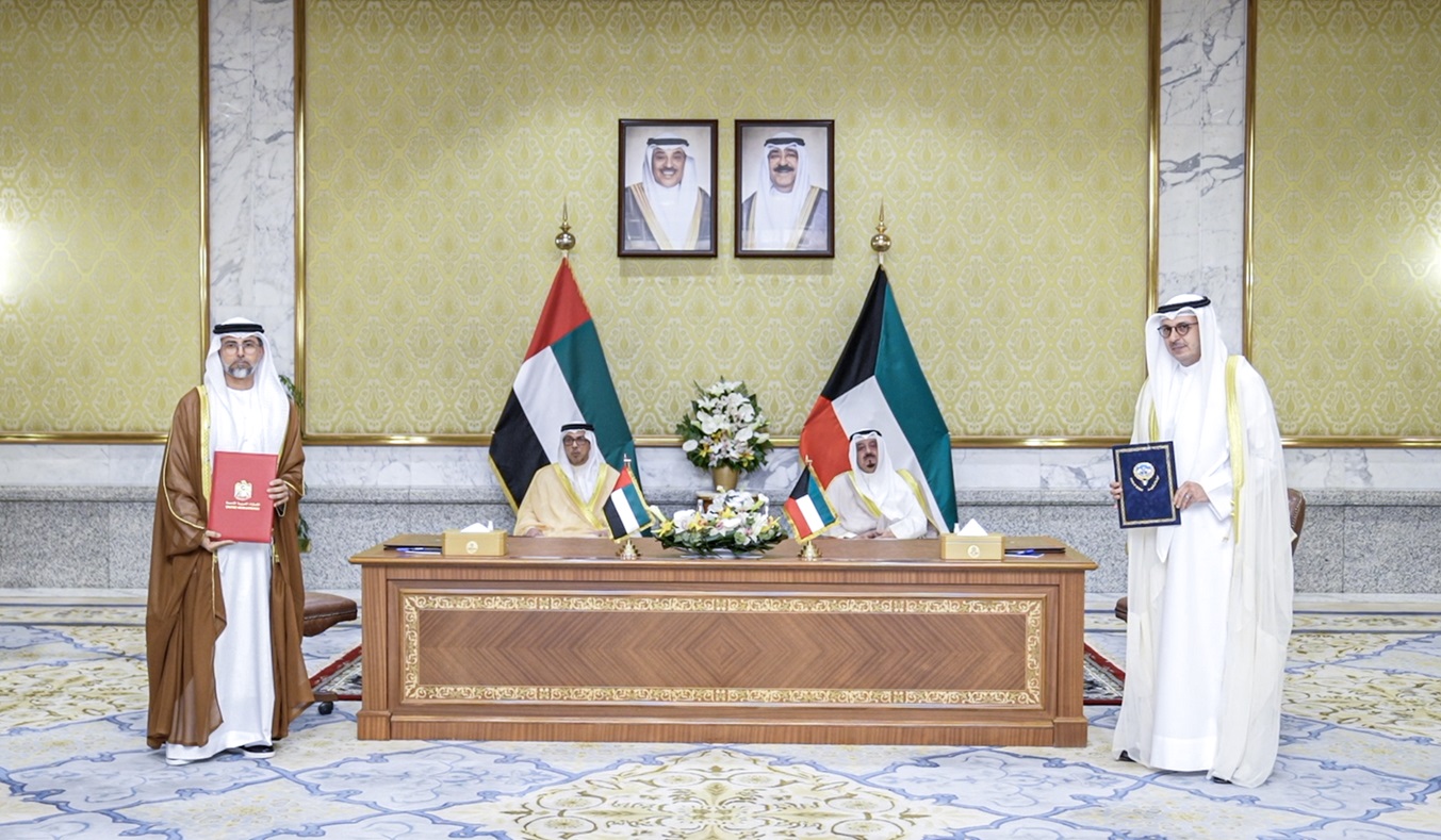 His Highness the Prime Minister and UAE Vice President, Deputy Prime Minister and Minister of the Presidential Court sign several MoUs