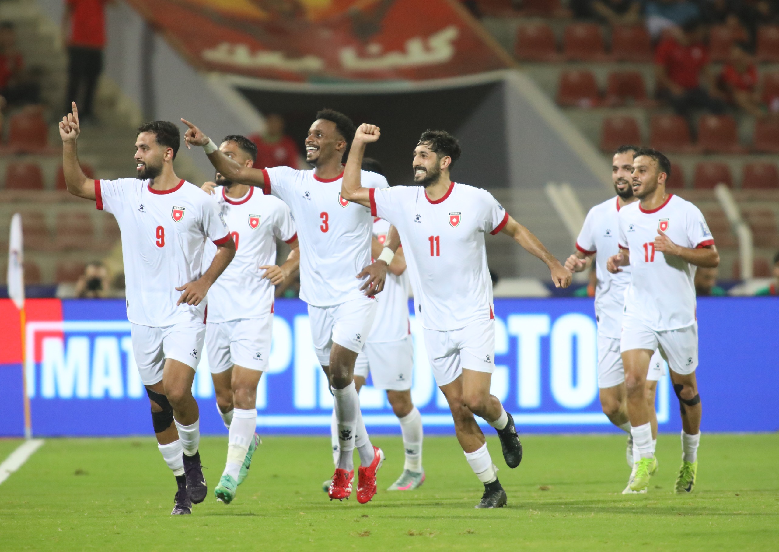 المنتخب الوطني الأردني لكرة القدم يفوز على نظيره العماني