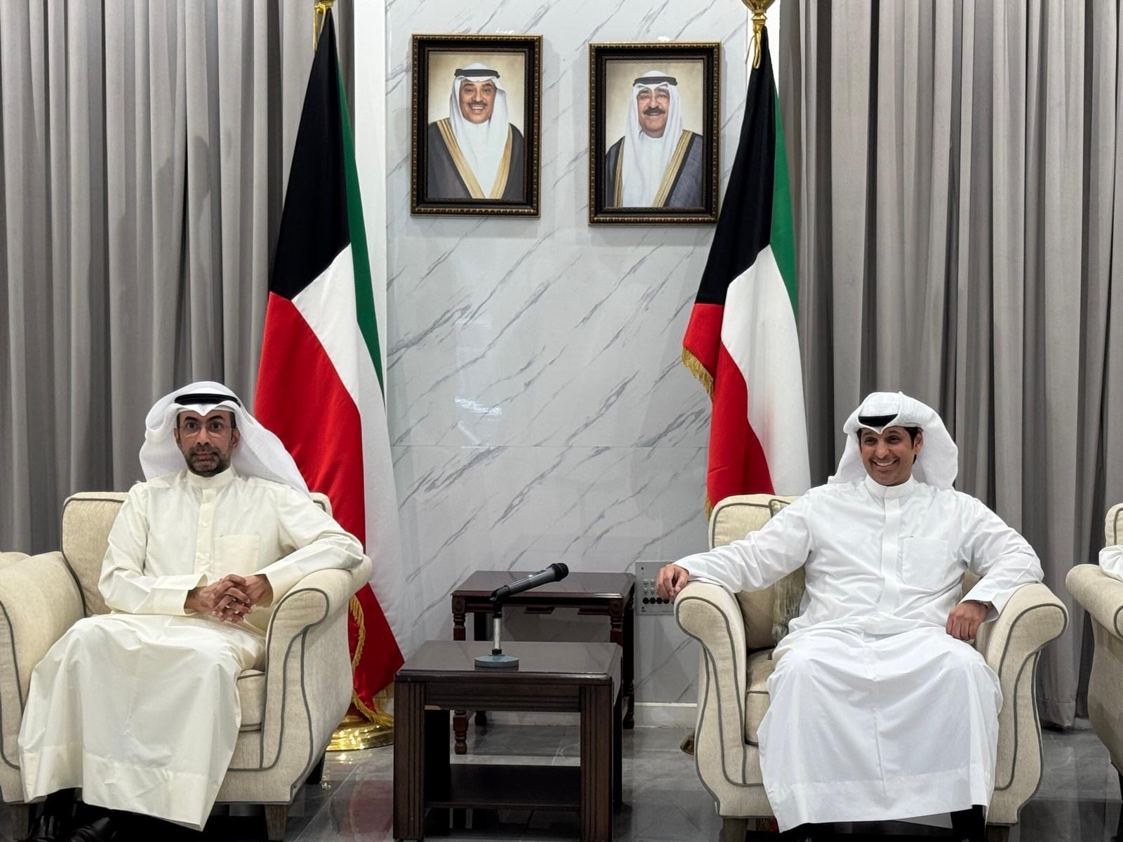 وزير الإعلام والثقافة ووزير الدولة لشؤون الشباب عبدالرحمن المطيري ووكيل وزارة الإعلام الدكتور ناصر محيسن