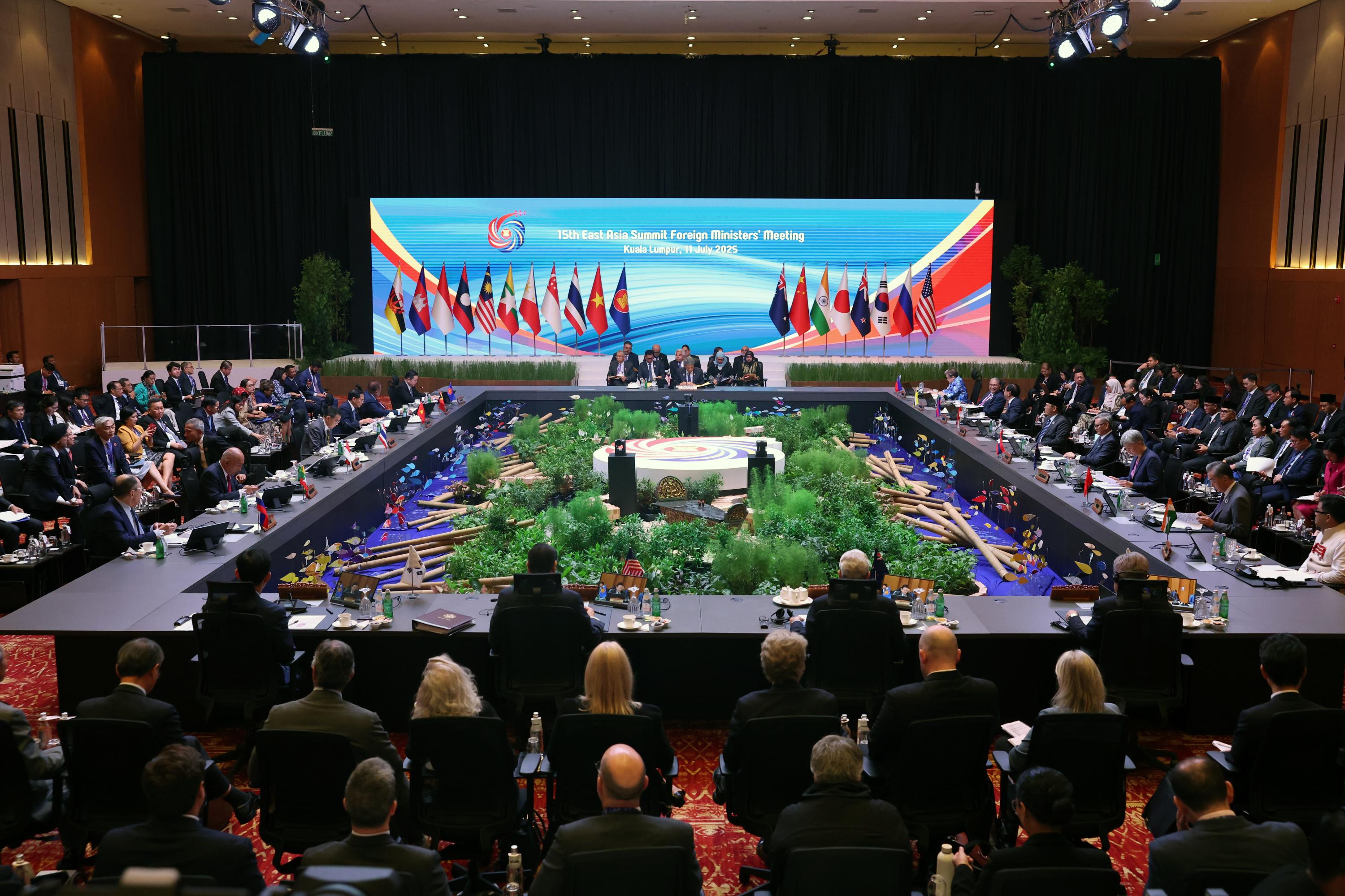 الاجتماع الوزاري الـ15 لقمة (شرق آسيا) على هامش الدورة الـ58 لوزراء خارجية رابطة دول (آسيان)