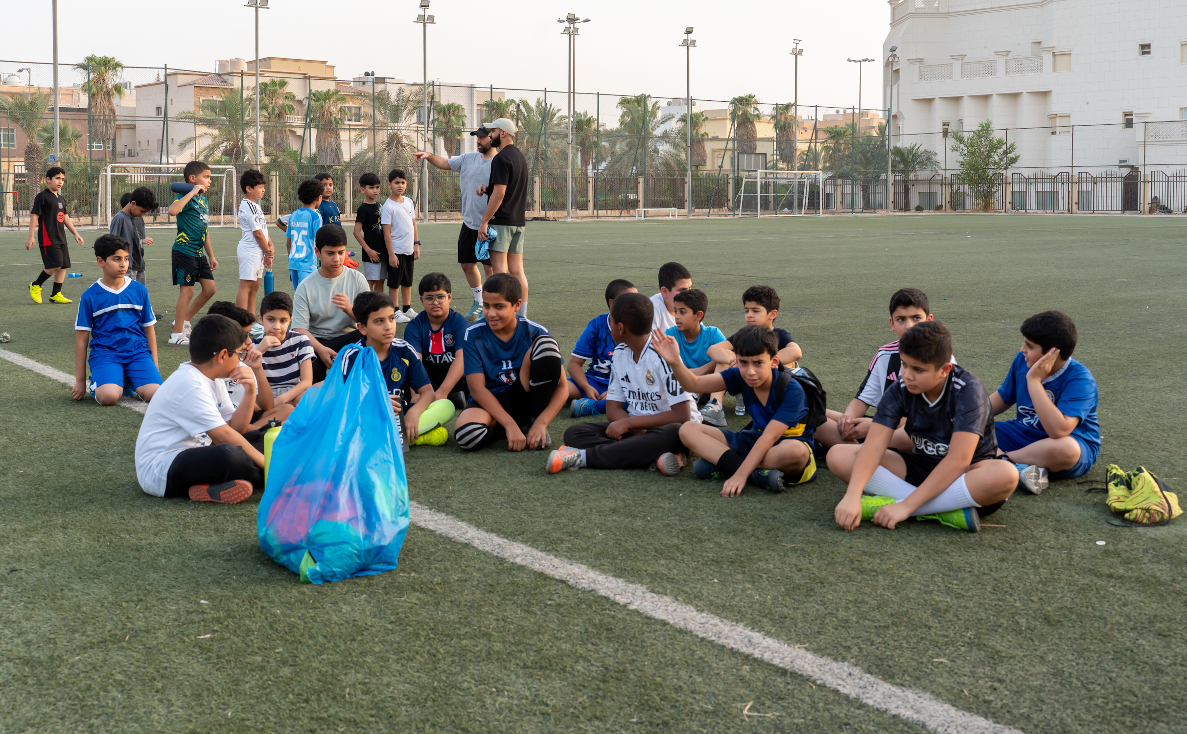 الاندية الصيفية لا تخلو من النشاط الاجتماعي