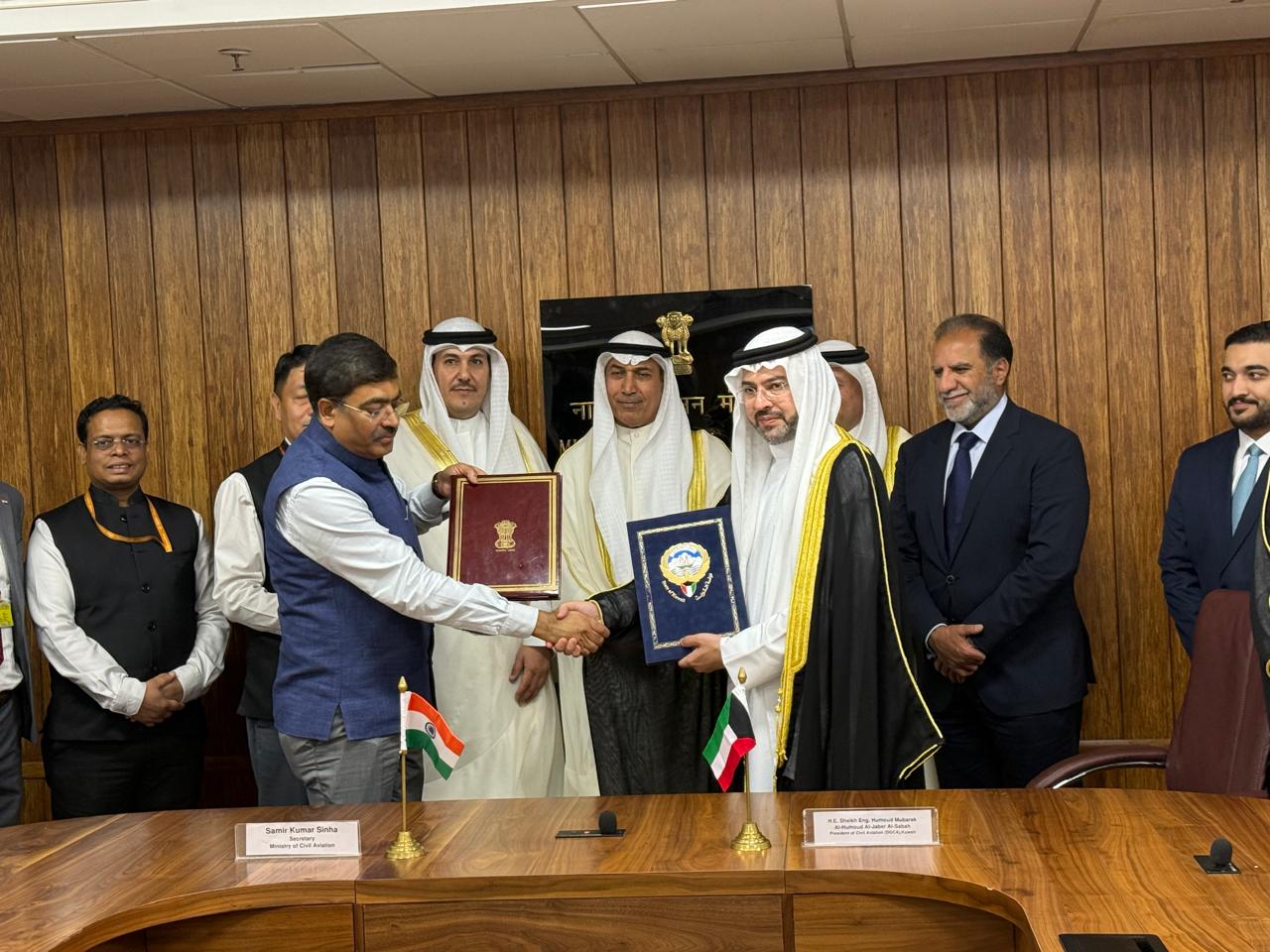 الكويت والهند تناقشان سبل تعزيز التعاون في الطيران المدني