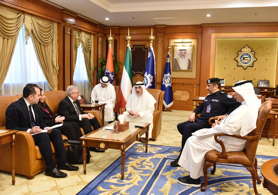 النائب الأول لرئيس مجلس الوزراء ووزير الداخلية الشيخ فهد يوسف سعود الصباح لدى استقباله سفير جمهورية مصر العربية أسامة شلتوت