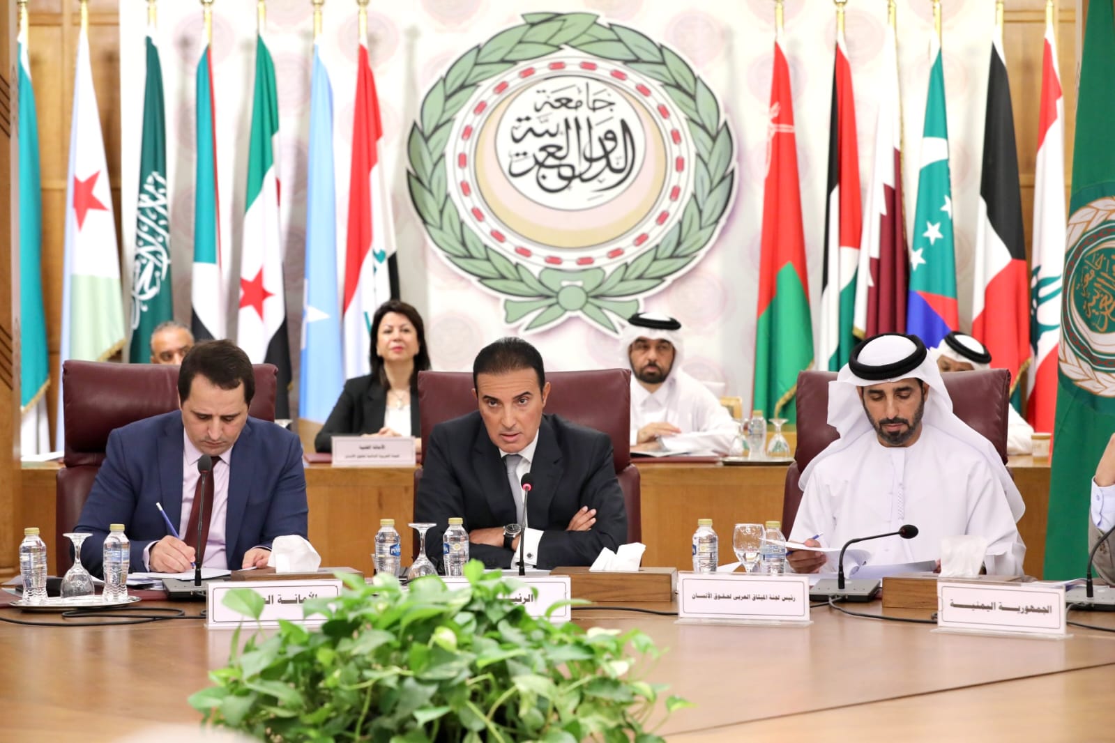 رئيس اللحنة العربية الدائمة لحقوق الإنسان السفير طلال المطيري