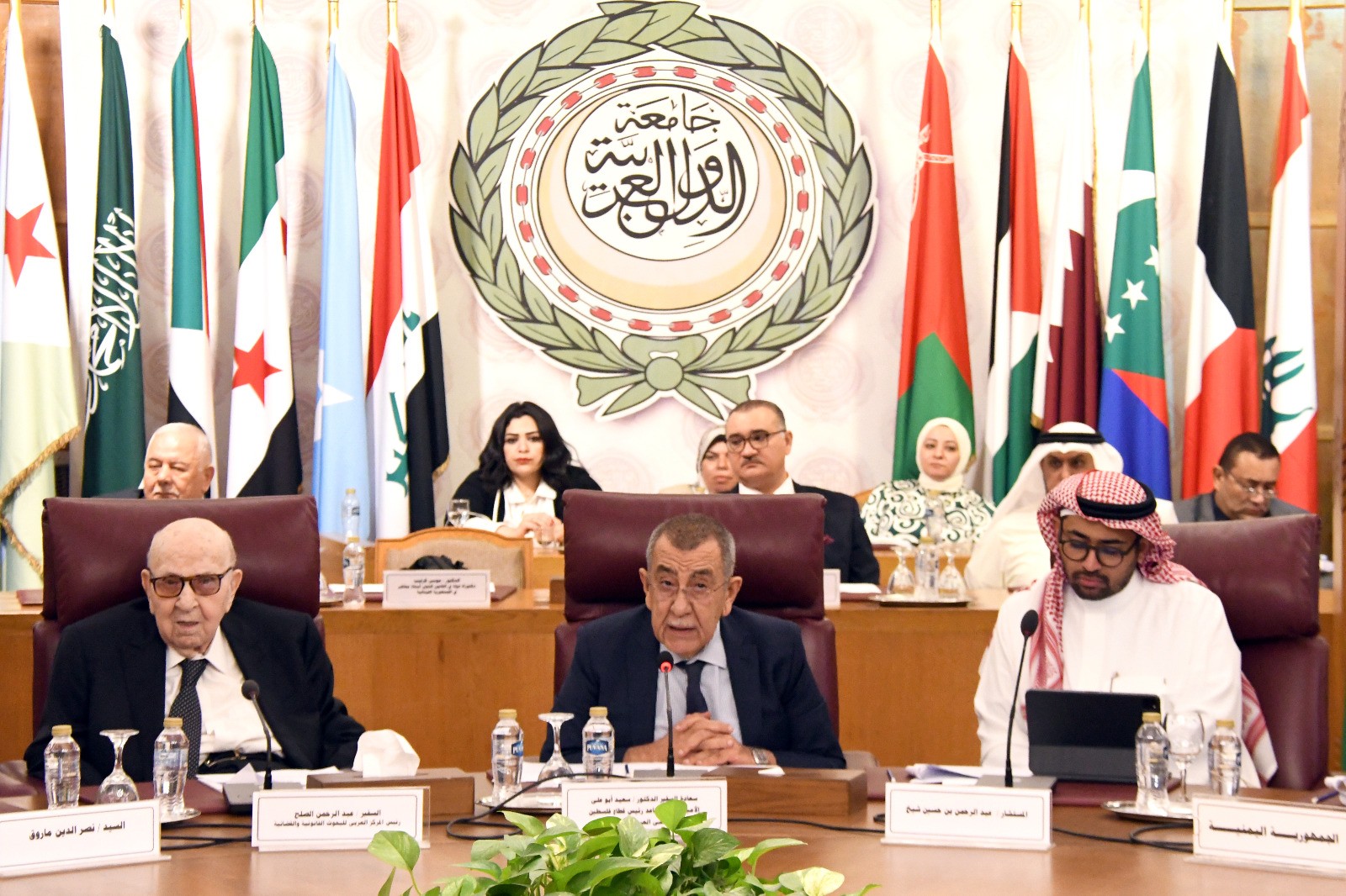 الأمين العام المساعد رئيس قطاع فلسطين والأراضي العربية المحتلة بجامعة الدول العربية السفير سعيد أبوعلي خلال الندوة