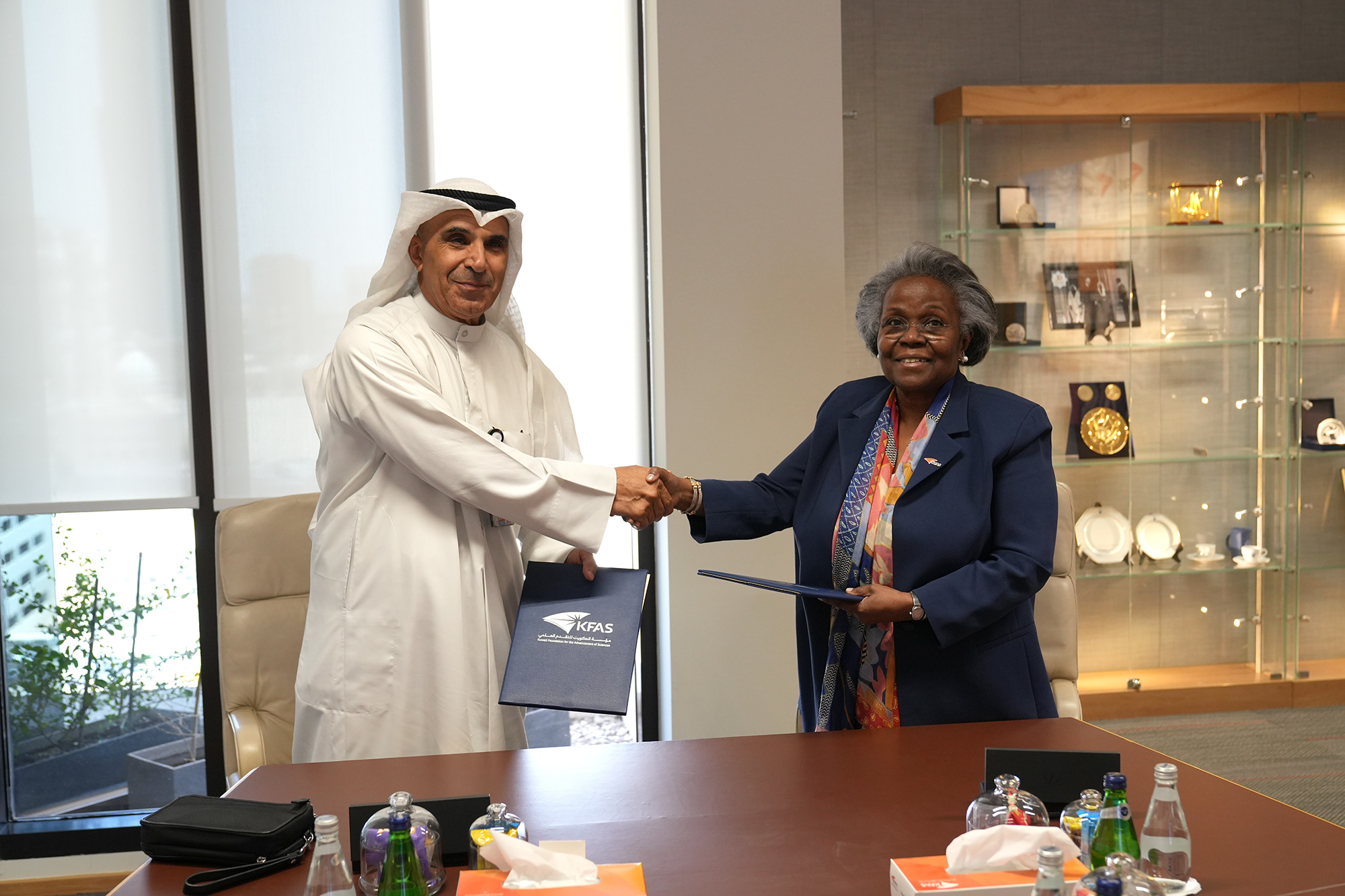 (KFAS) signs MoU with Saud Al-Nasser Al-Sabah Diplomatic Institute