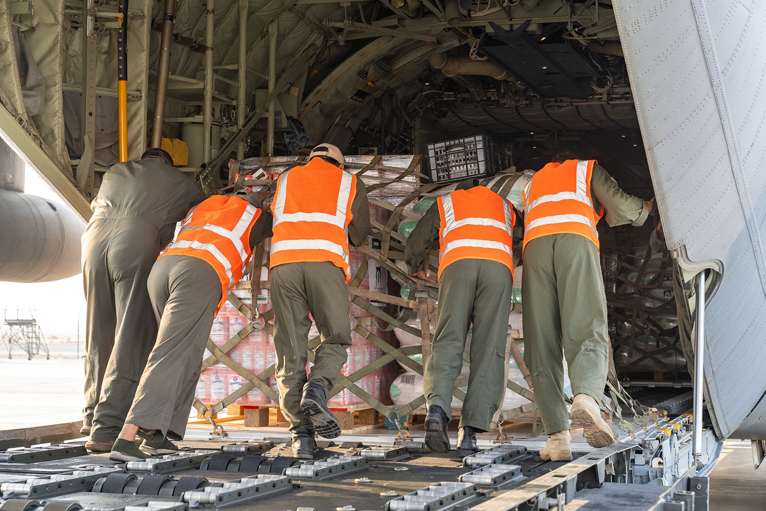 Le Koweït poursuit son pont aérien de secours de Gaza
