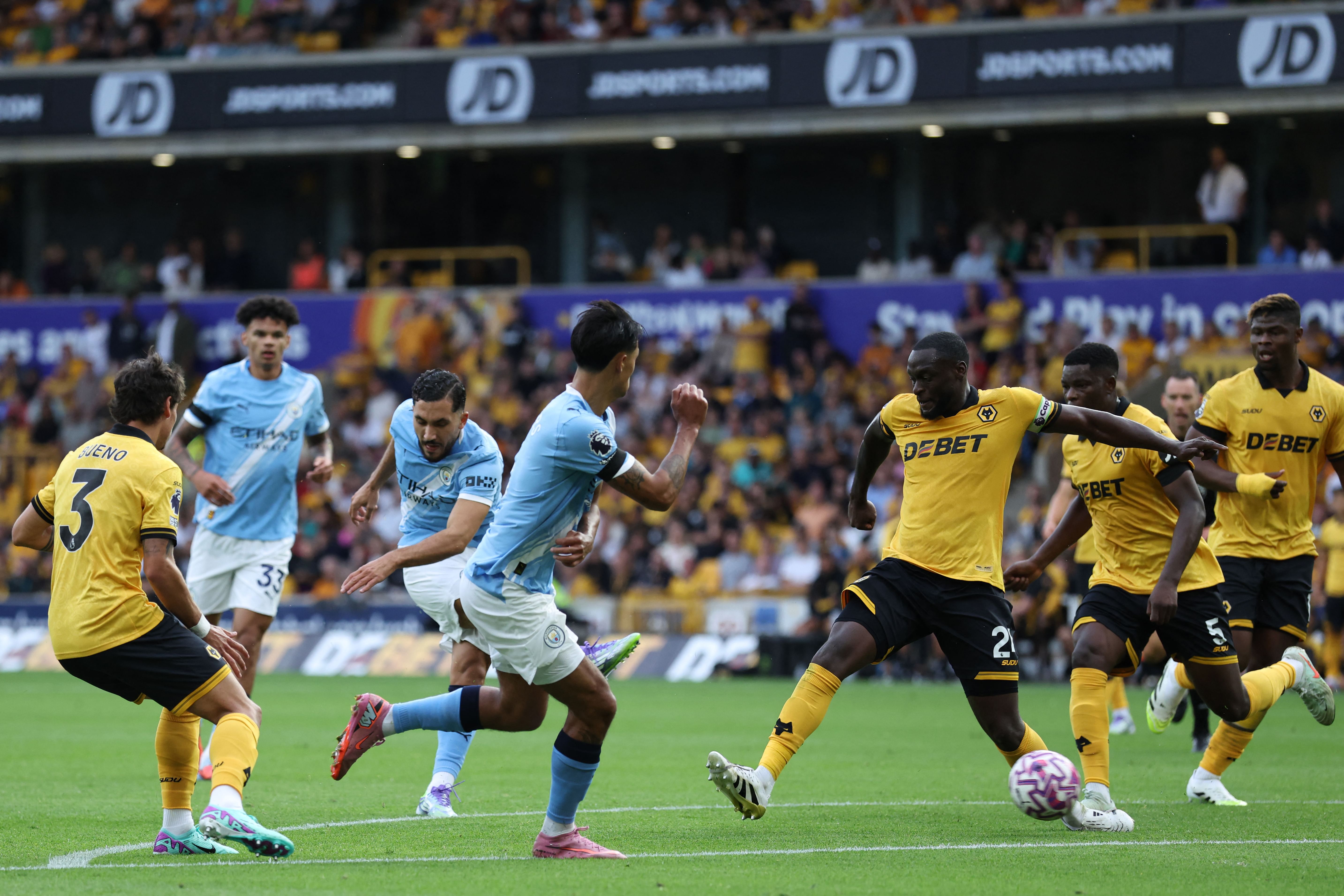 مانشستر سيتي يفوز على وولفرهامبتون