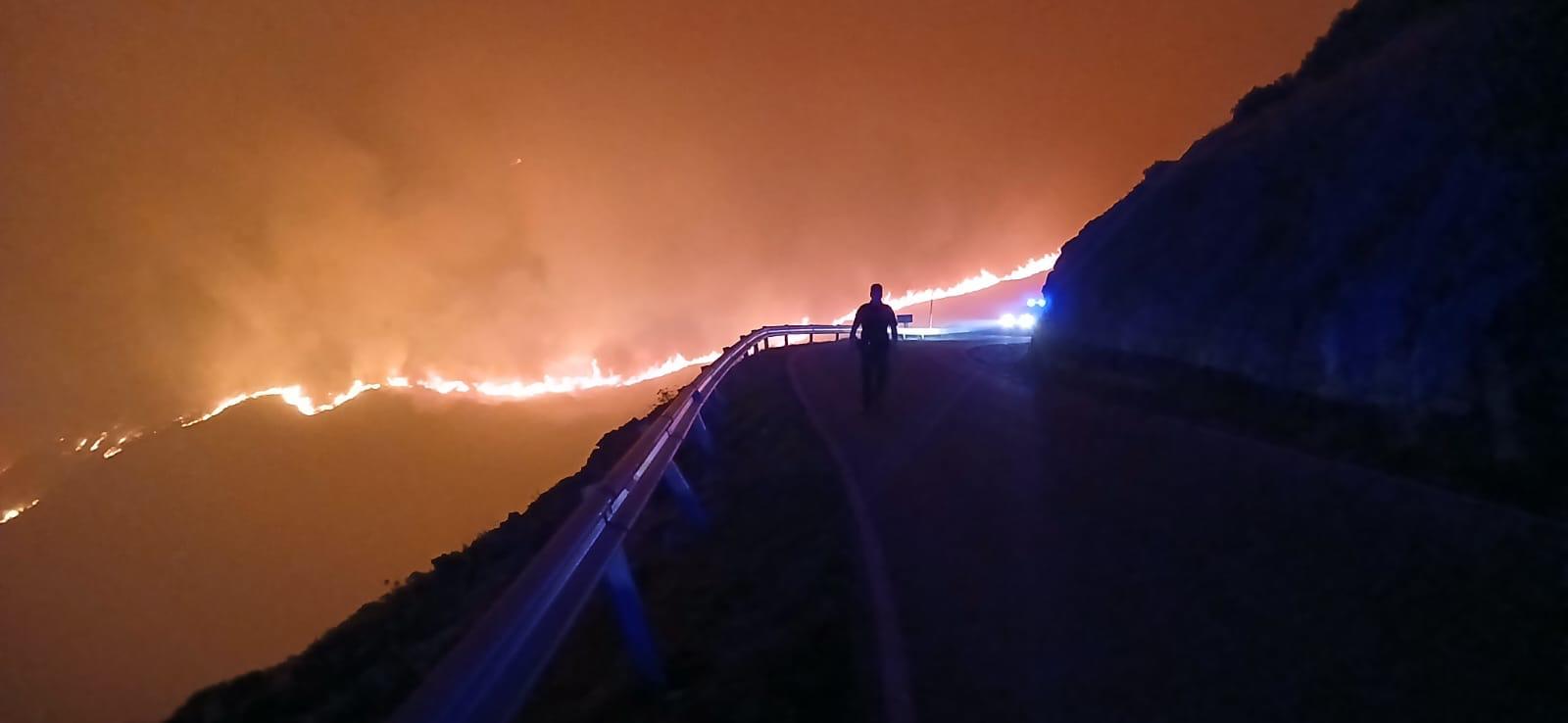 Spanish wildfires continue spreading rapidly