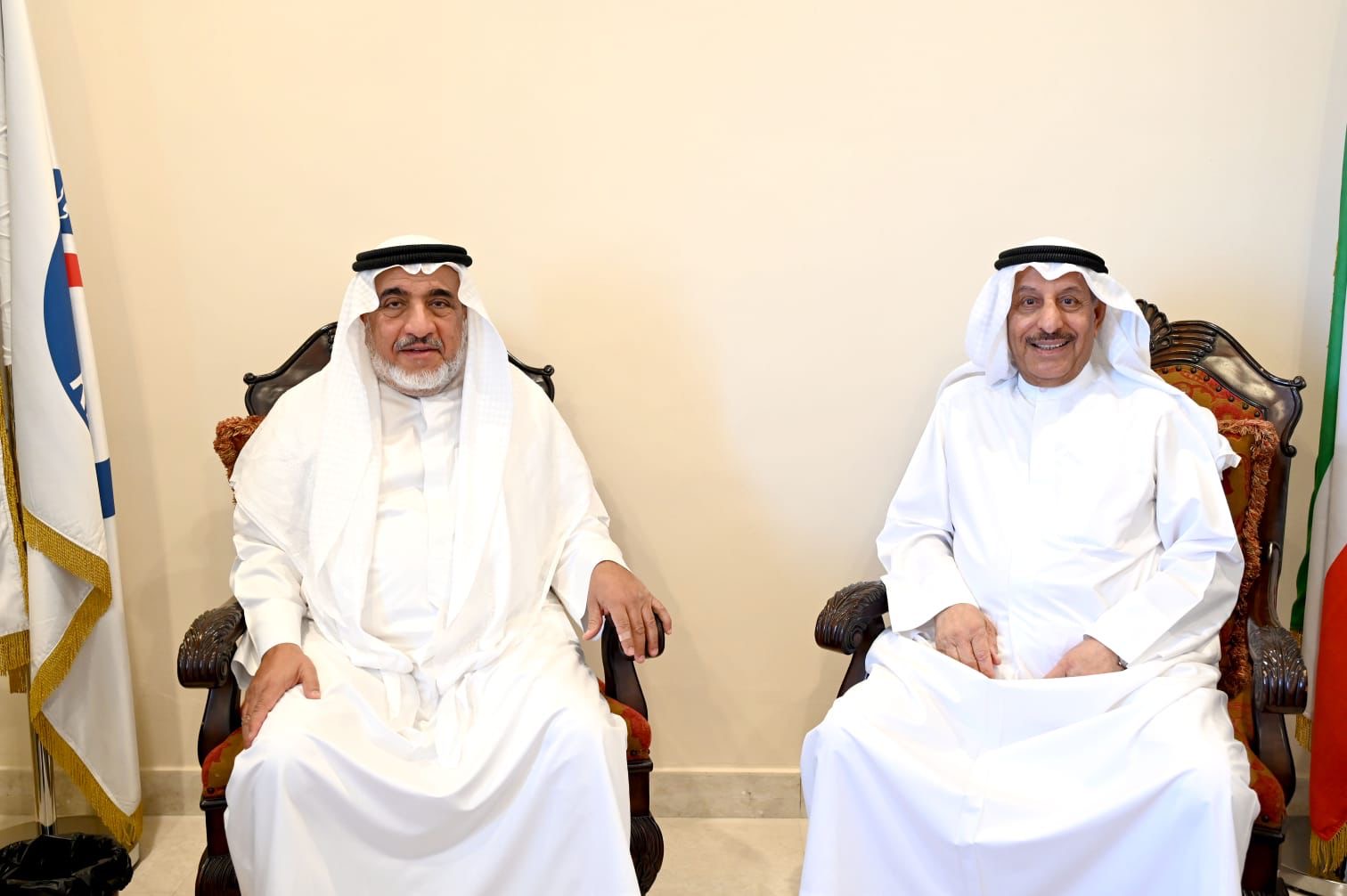 Le président du conseil d'administration du Croissant-Rouge recevant le président du conseil d'administration d'Al-Najat.