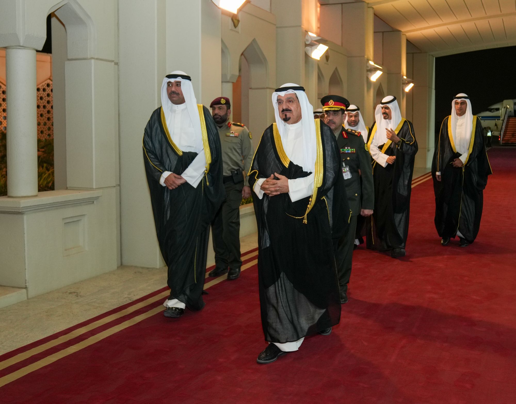 Kuwait Premier returns home after official visit to Saudi Arabia