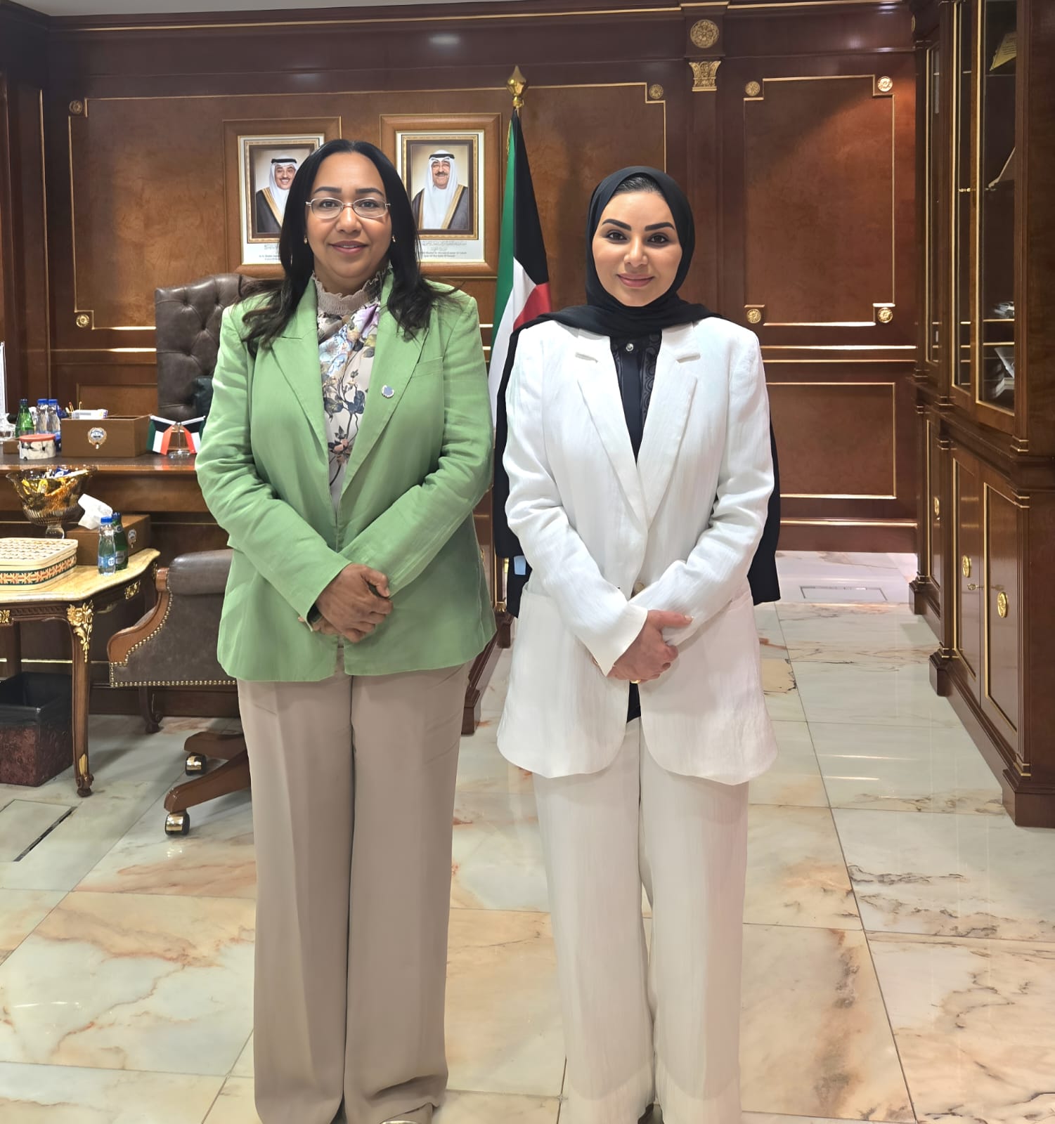 وزيرة الشؤون الاجتماعية مع ممثلة الأمين العام للأمم المتحدة