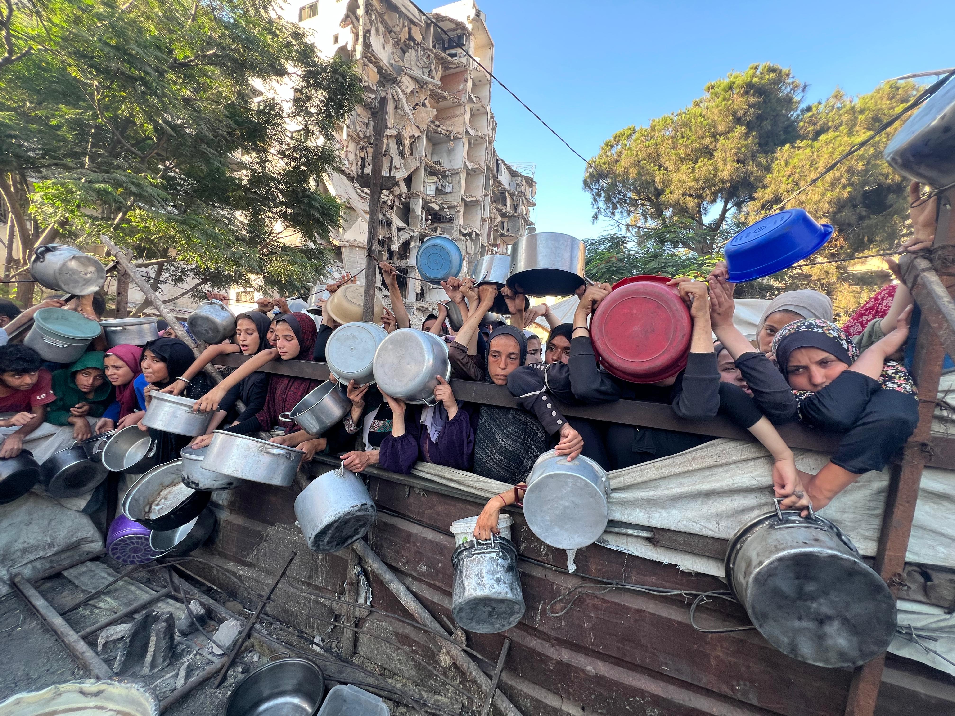 4 people die from famine malnutrition in Gaza