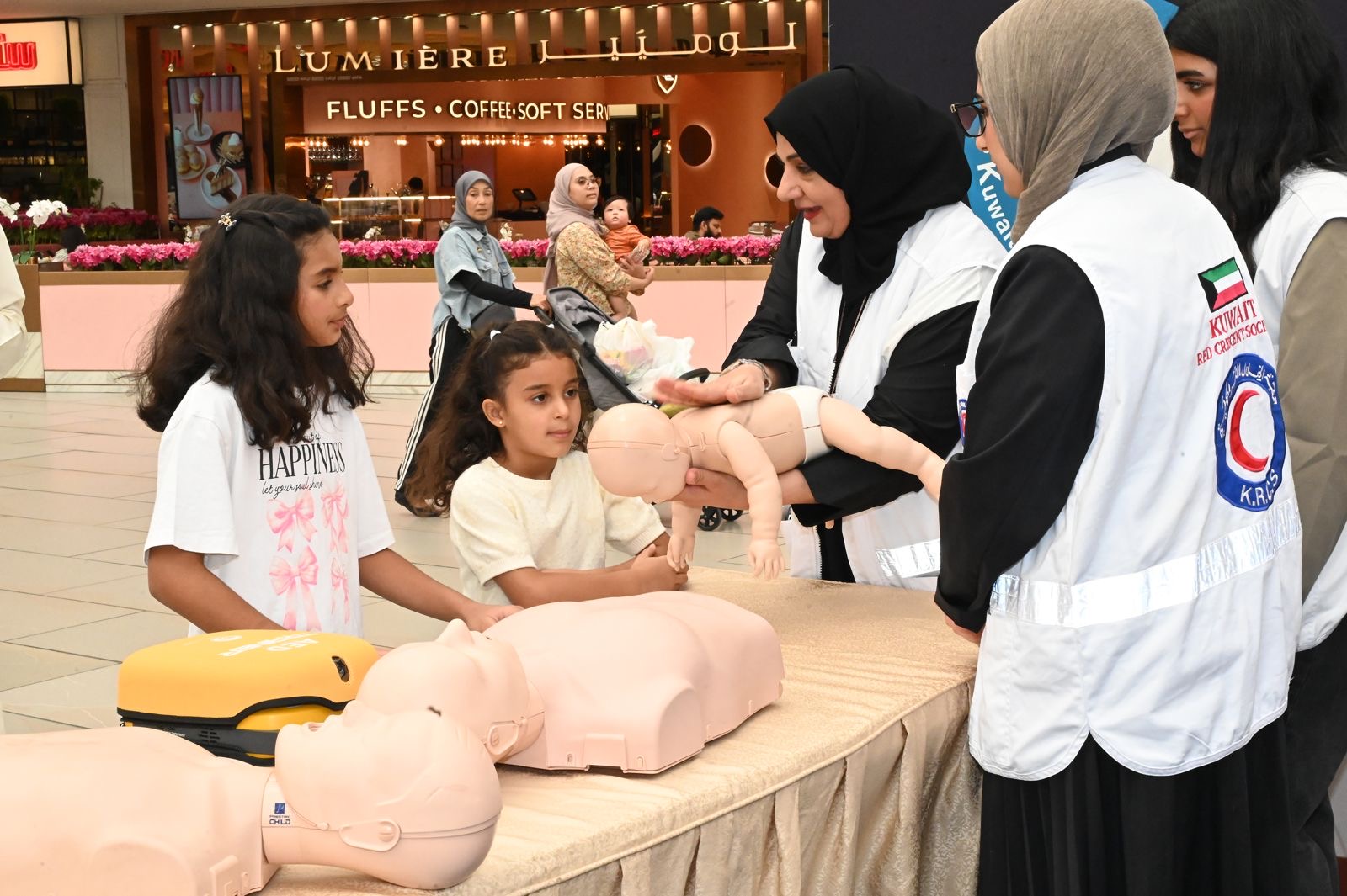 Même les enfants peuvent apprendre des gestes de premiers secours.