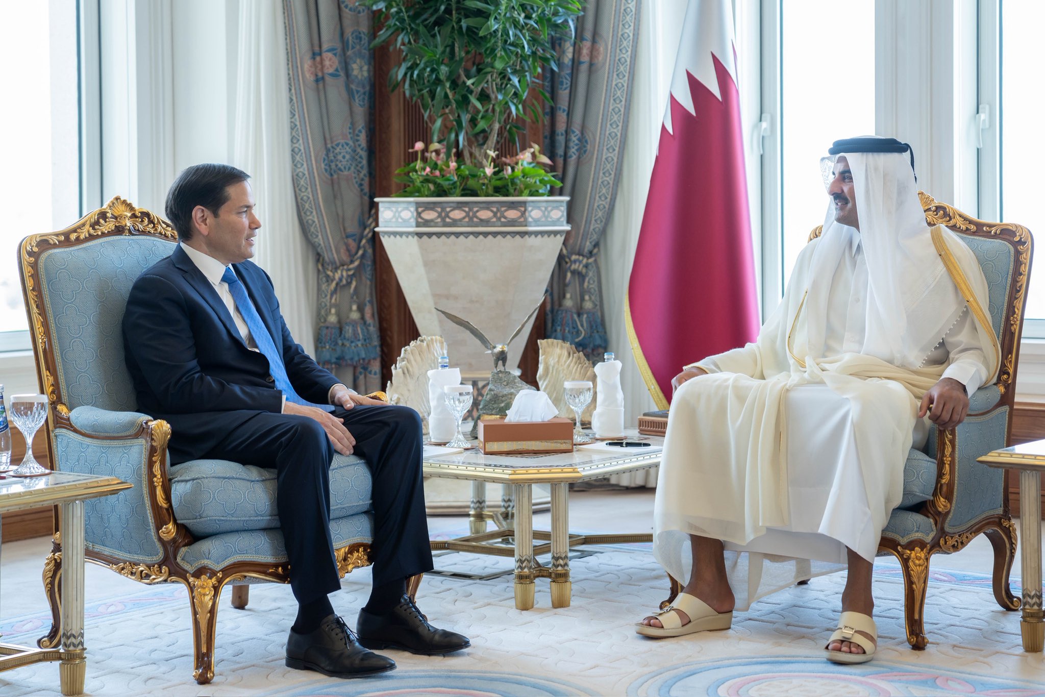 L'émir du Qatar avec le secrétaire d'Etat américain