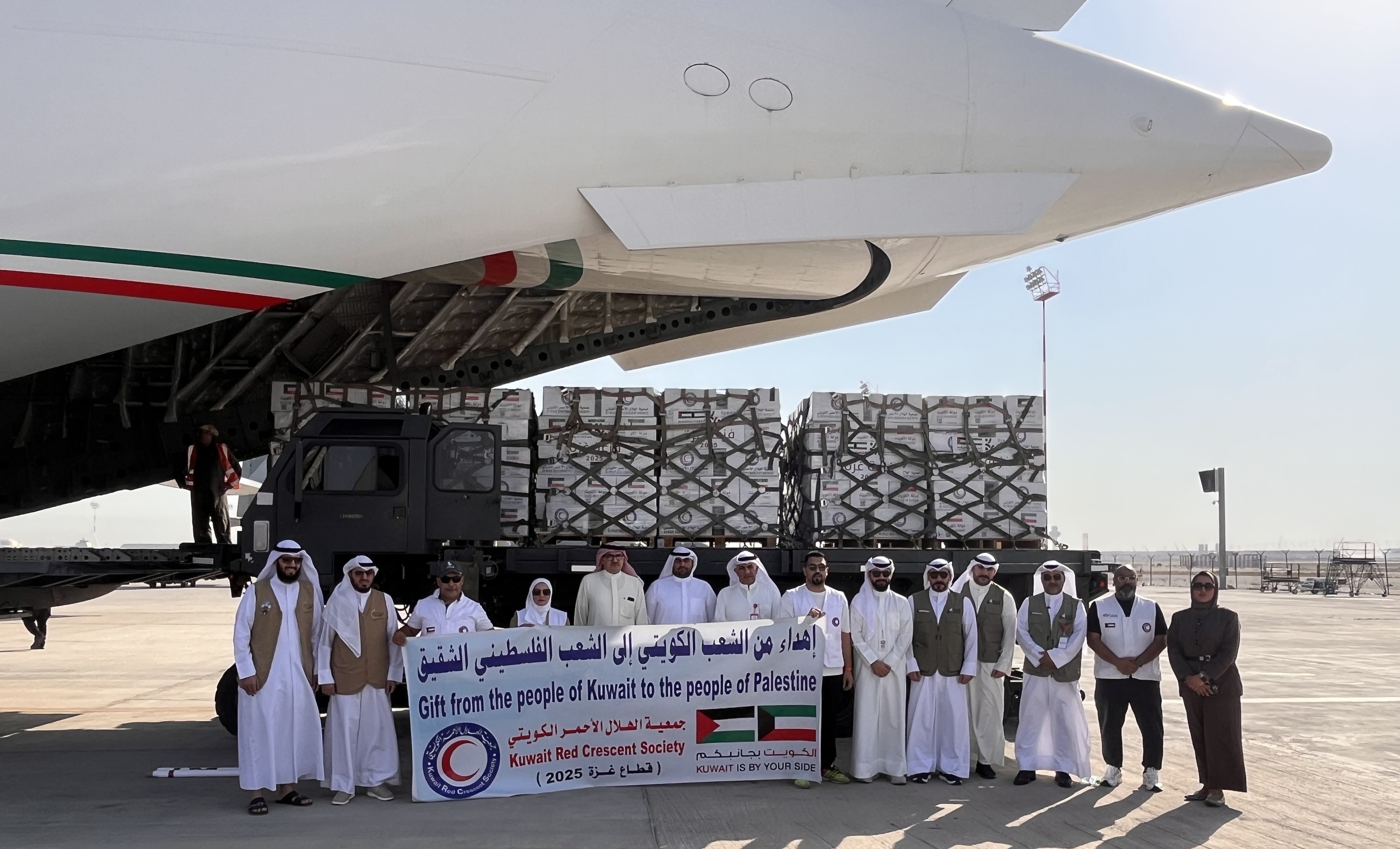Le Koweït envoie 40 tonnes d’aides urgentes à Gaza.