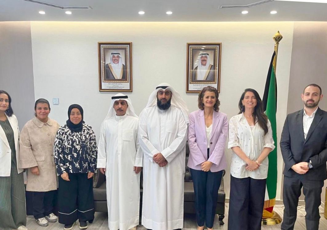 (الصحة) الكويتية تبحث مع وفد من (يونيسف) تعزيز التعاون في مجالات الرعاية الصحية الأولية وحماية الطفل