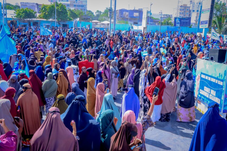 Somalis protest at Israeli occupation recognition of Somaliland